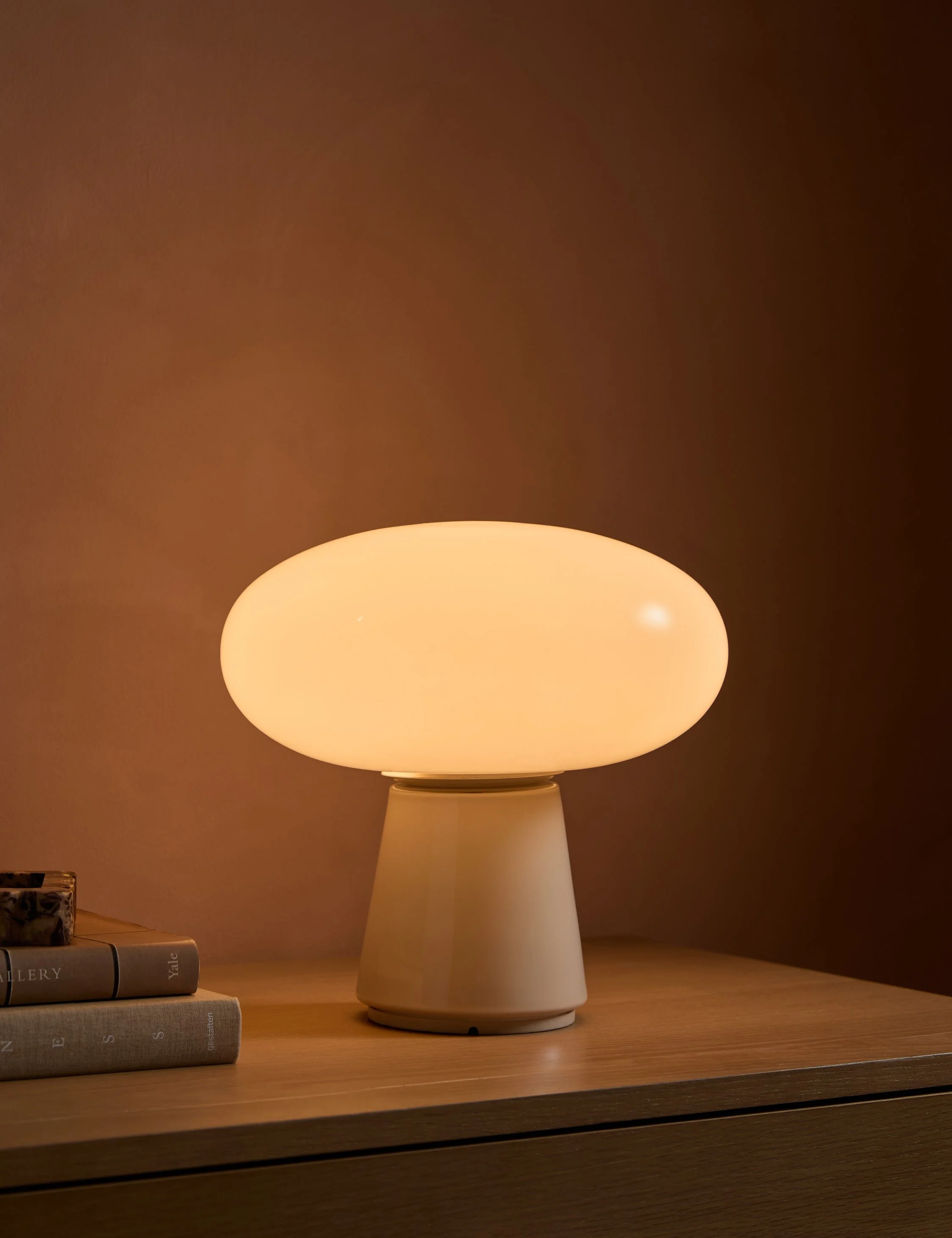 Lulu-and-Georgia_LeesaCordlessTableLamp_Ivory__A0661902_349_Product.jpg