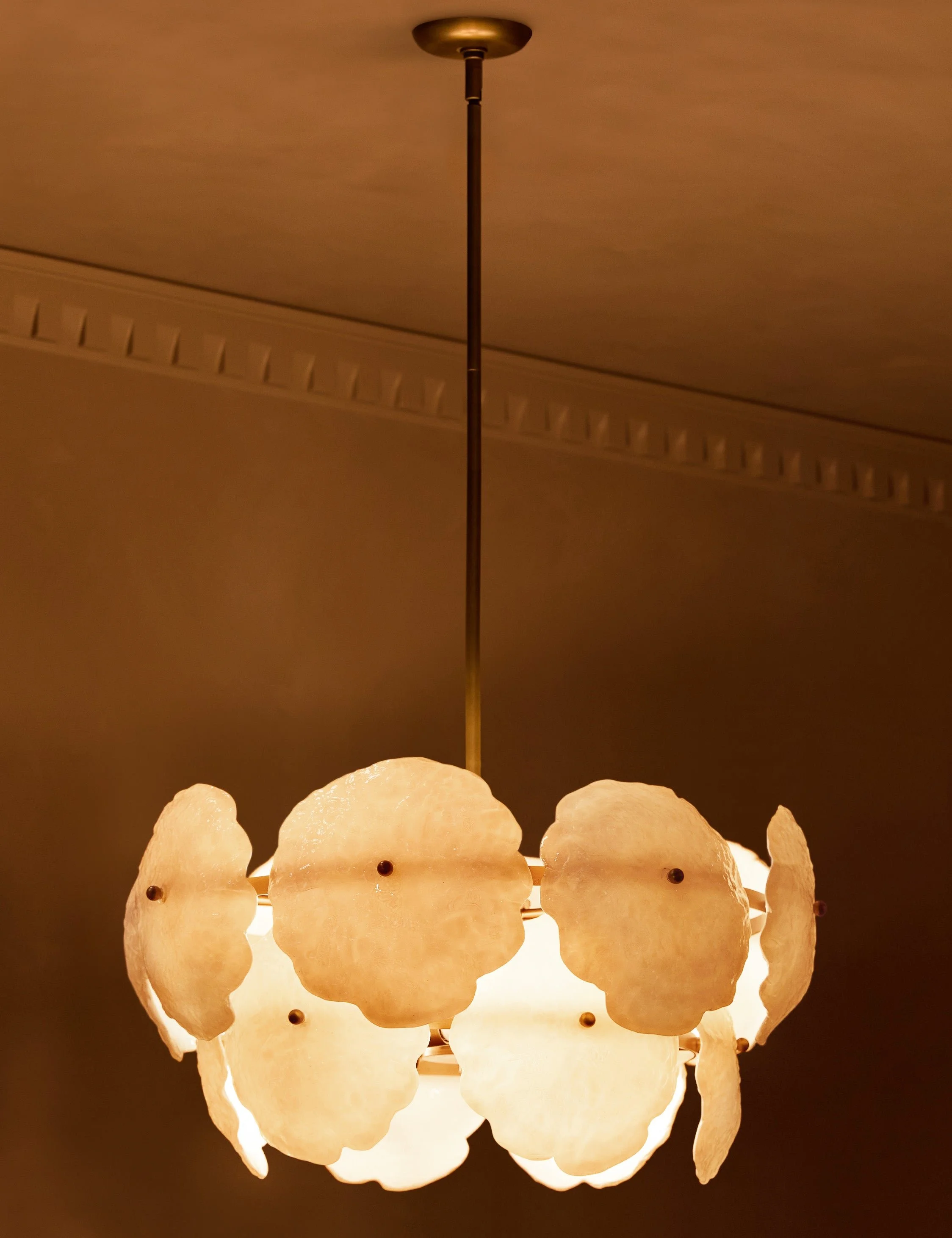 Lulu-and-Georgia_AlmiciTieredChandelier___A0661891_2_Product.jpg