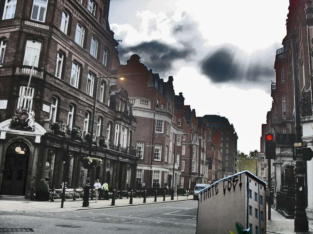 LondonStreetBig.jpg