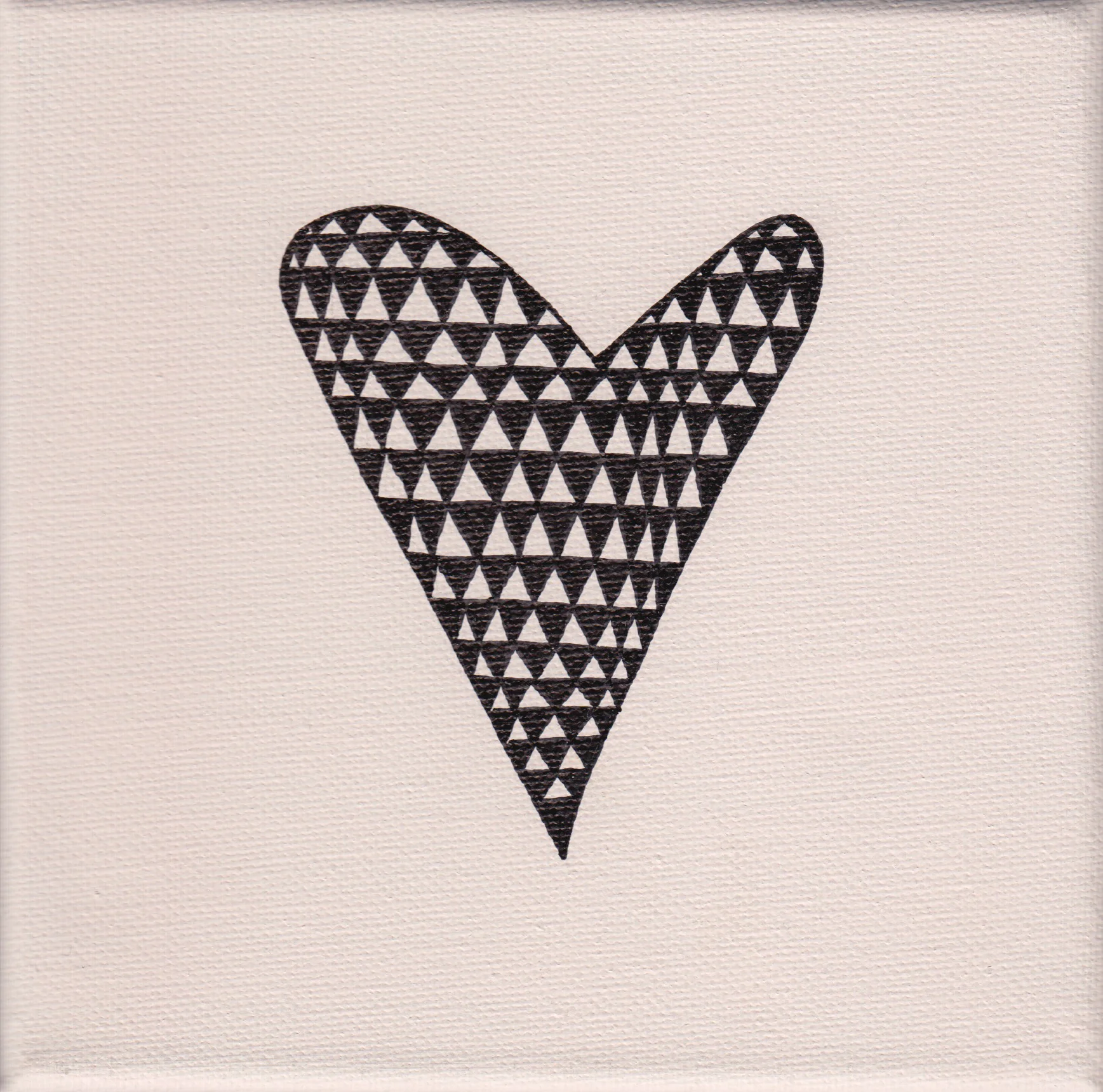 "heart triangle", rosé, 15x15cm, € 24,-