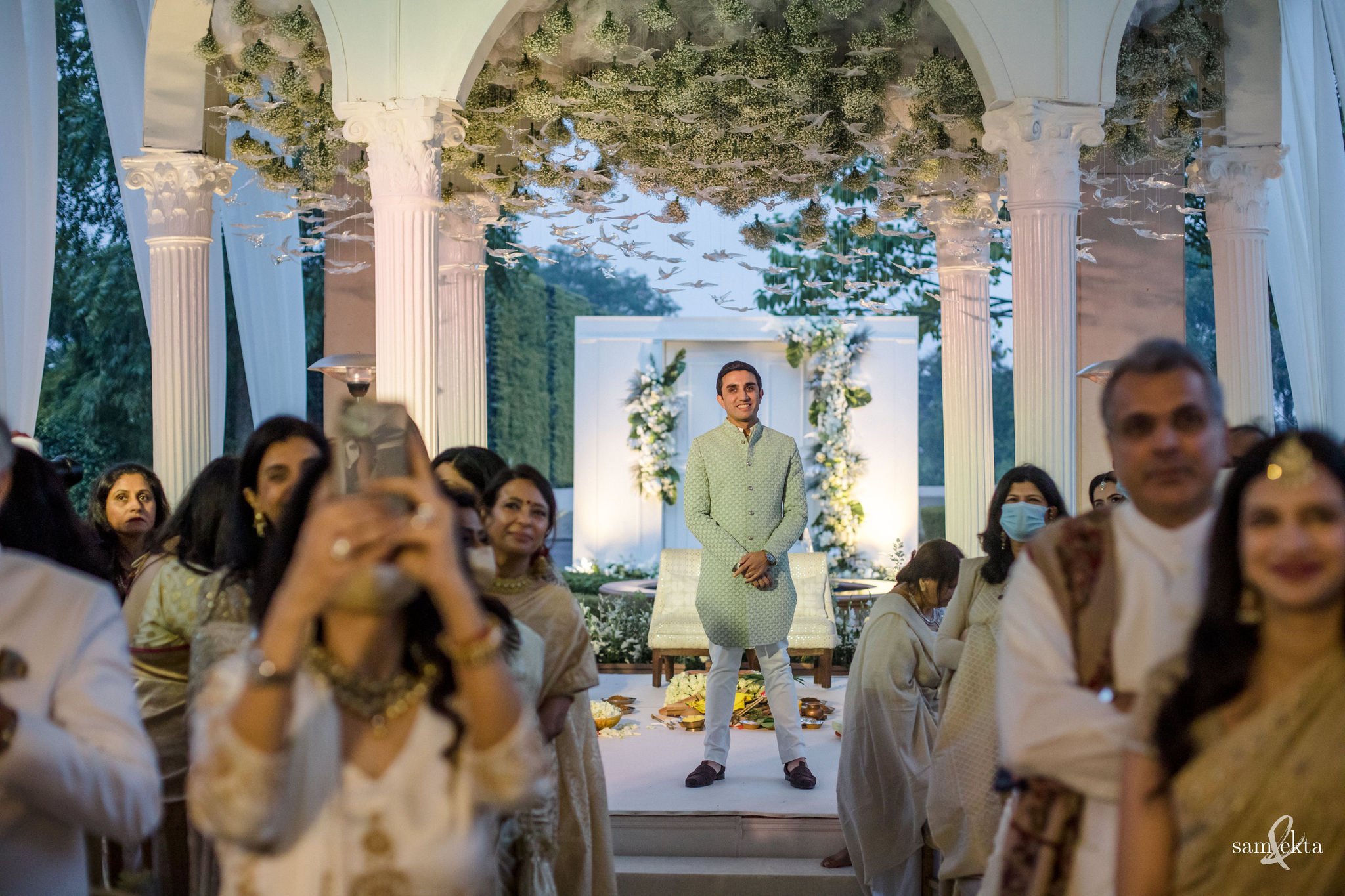 Ishaan walked to the mandap and waited for Saba