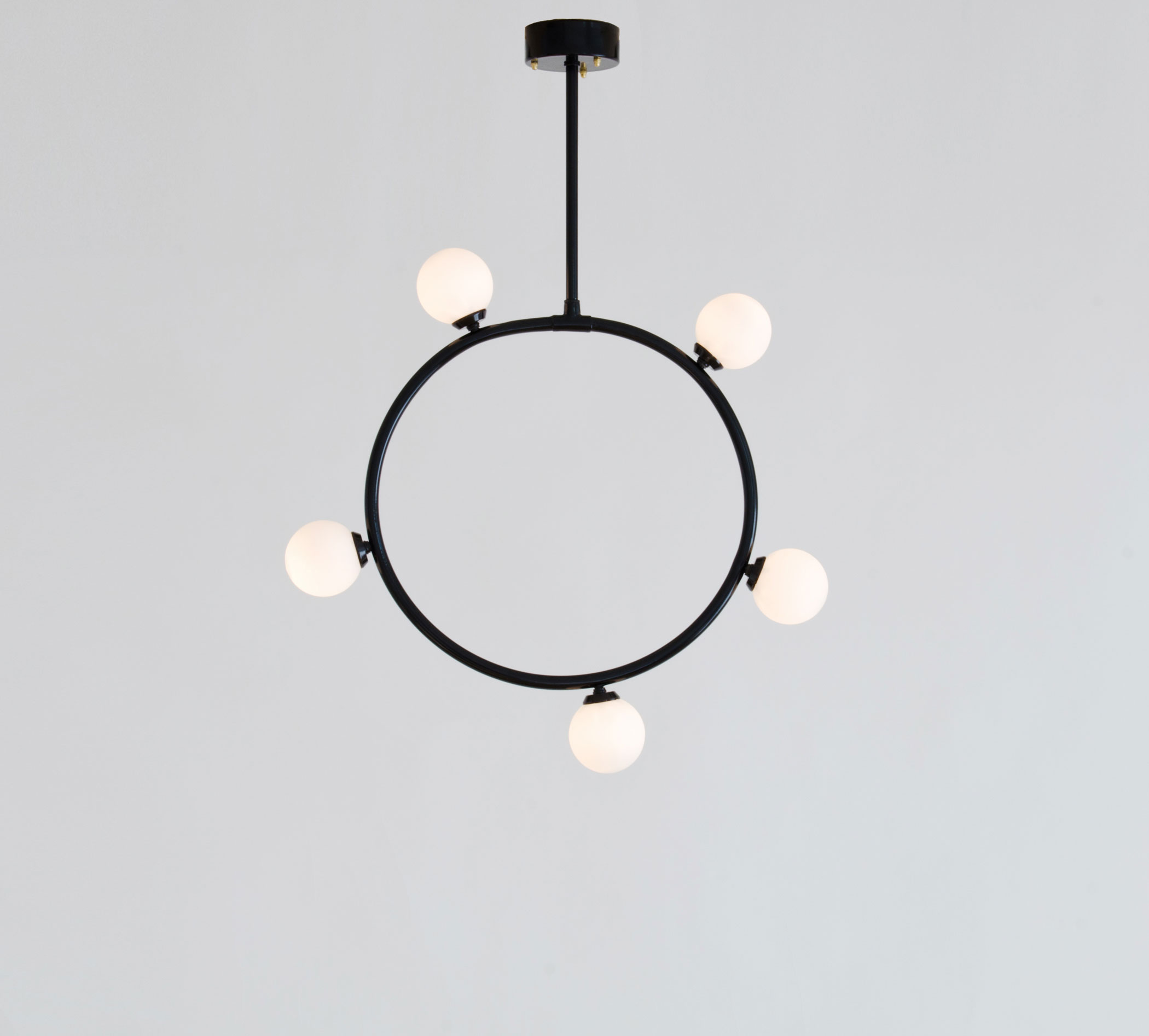 Areti-Circle-Spheres-pendant-light-01-A.jpg