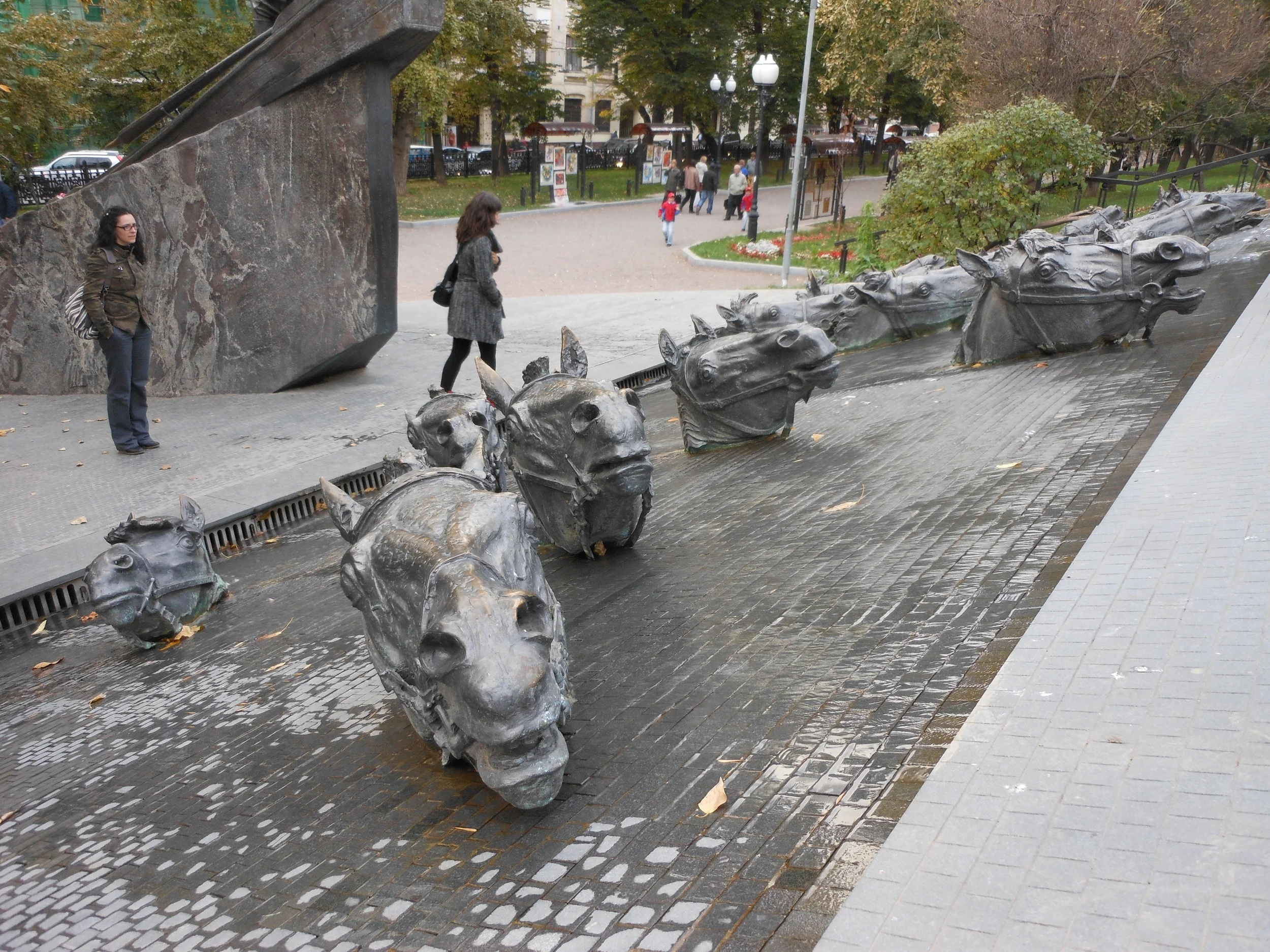 Memorial monument to Mikhail Sholokhov , Russian writer. Sculpted by Alexander Rukavishnikov . More effective when the fountain is switched on.