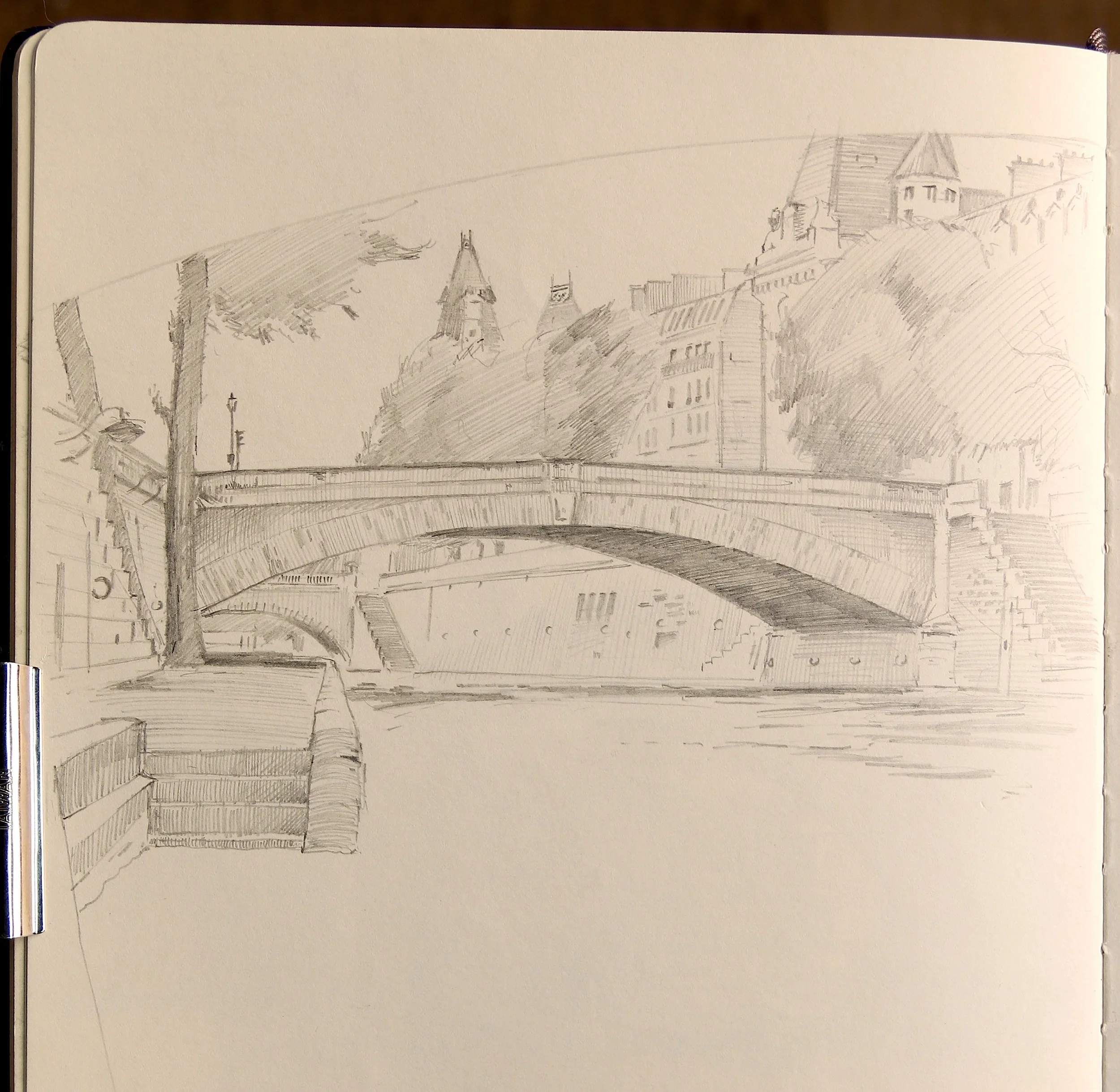 Sitting under "Pont double", looking at "Petit pont-Cardinal Lustiger", and "Pont au change" just beyond it.