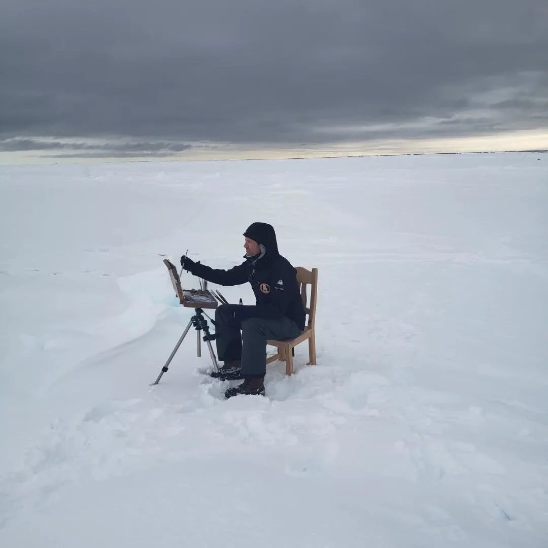 An Arctic adventure in the footsteps of Louis Tinayre, the painter and illustrator working in 1906 in this area for Prince Albert 1st expeditions. A memorable trip, full of surprises, detective work, map reading, animal encounters, harsh elements, an