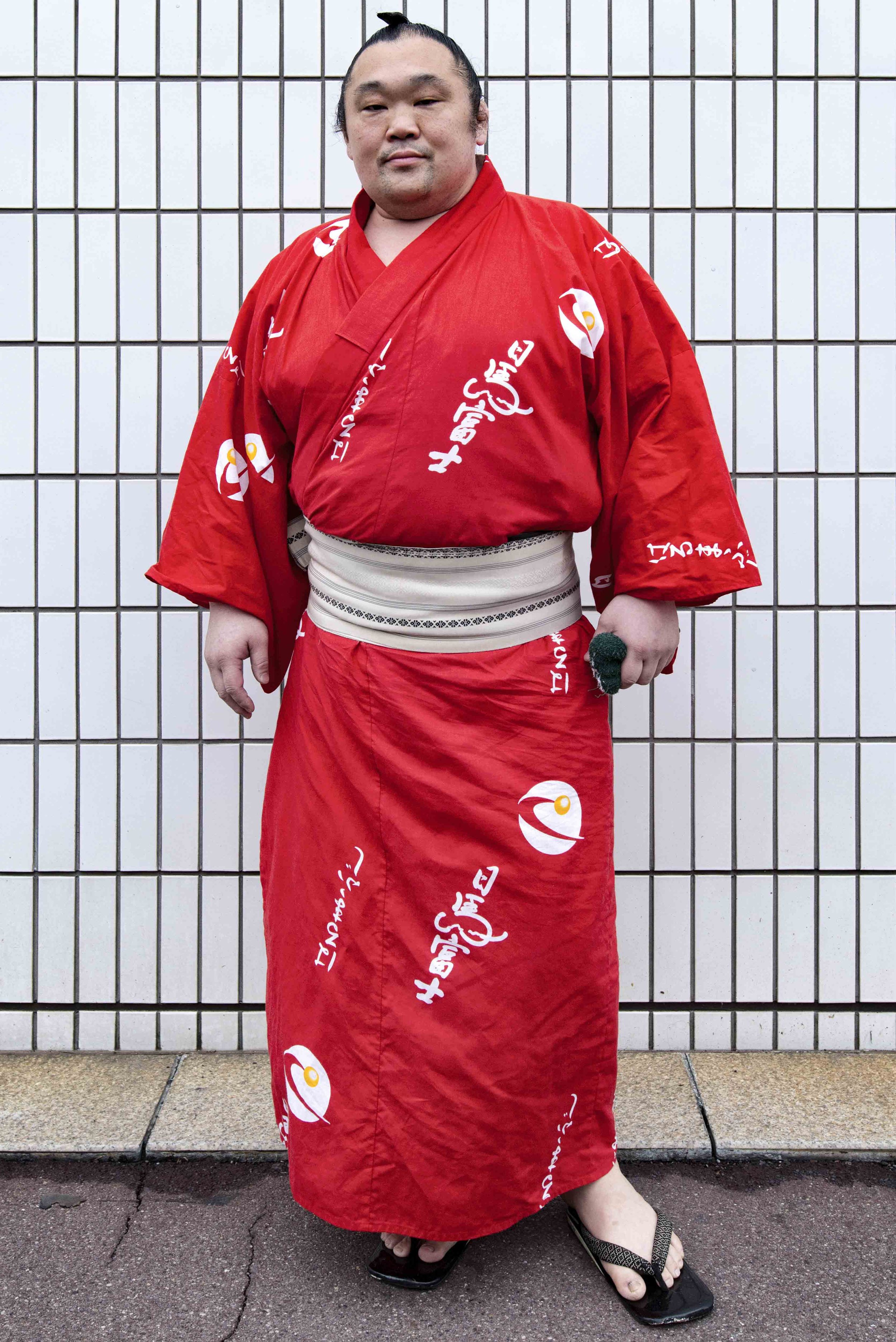sumo wrestling photographer.jpg