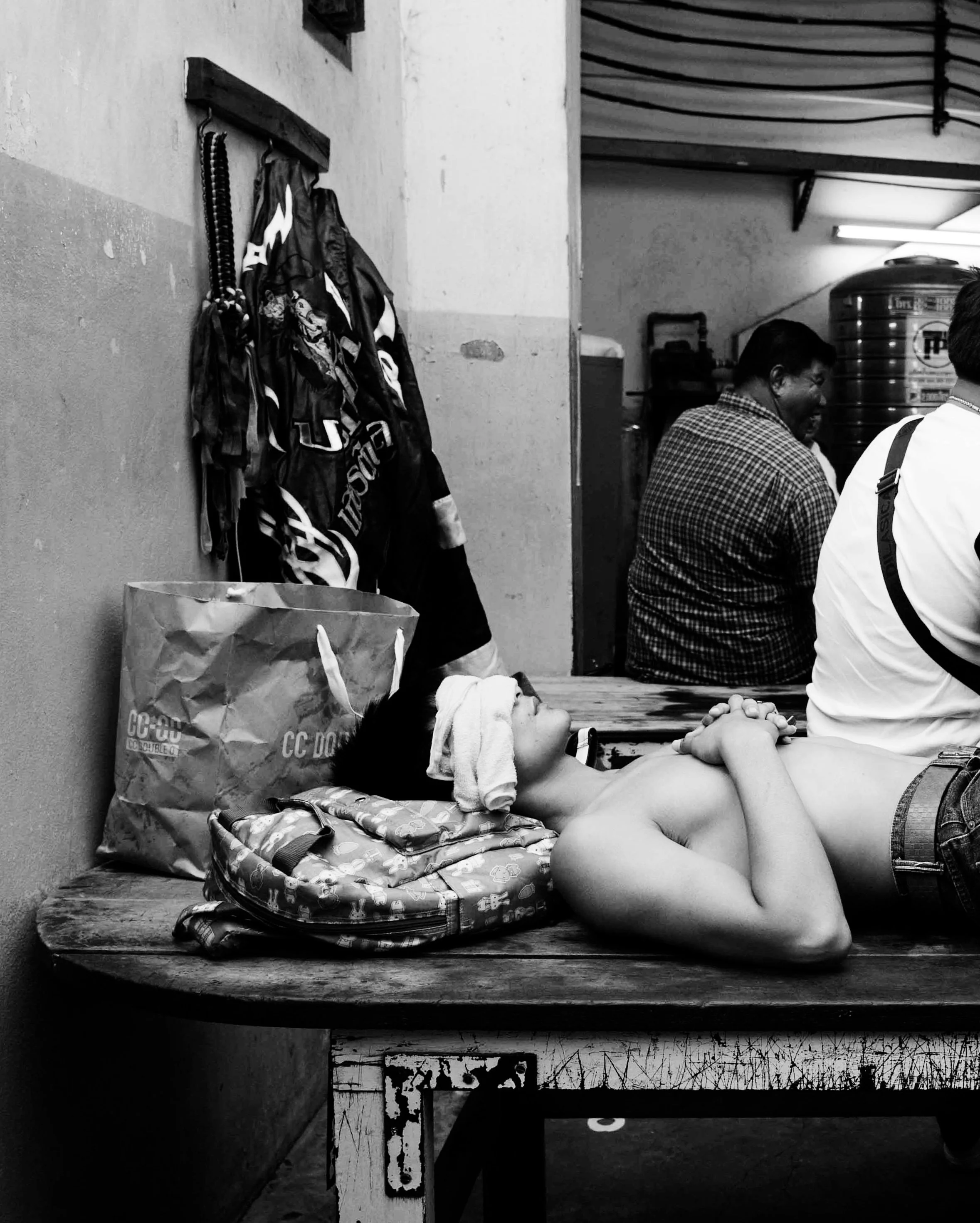 Back in the good old days at Rajadamnern Stadium &mdash; when any farang could walk into the dressing rooms with a camera and discretely document what was going on. #muaythai