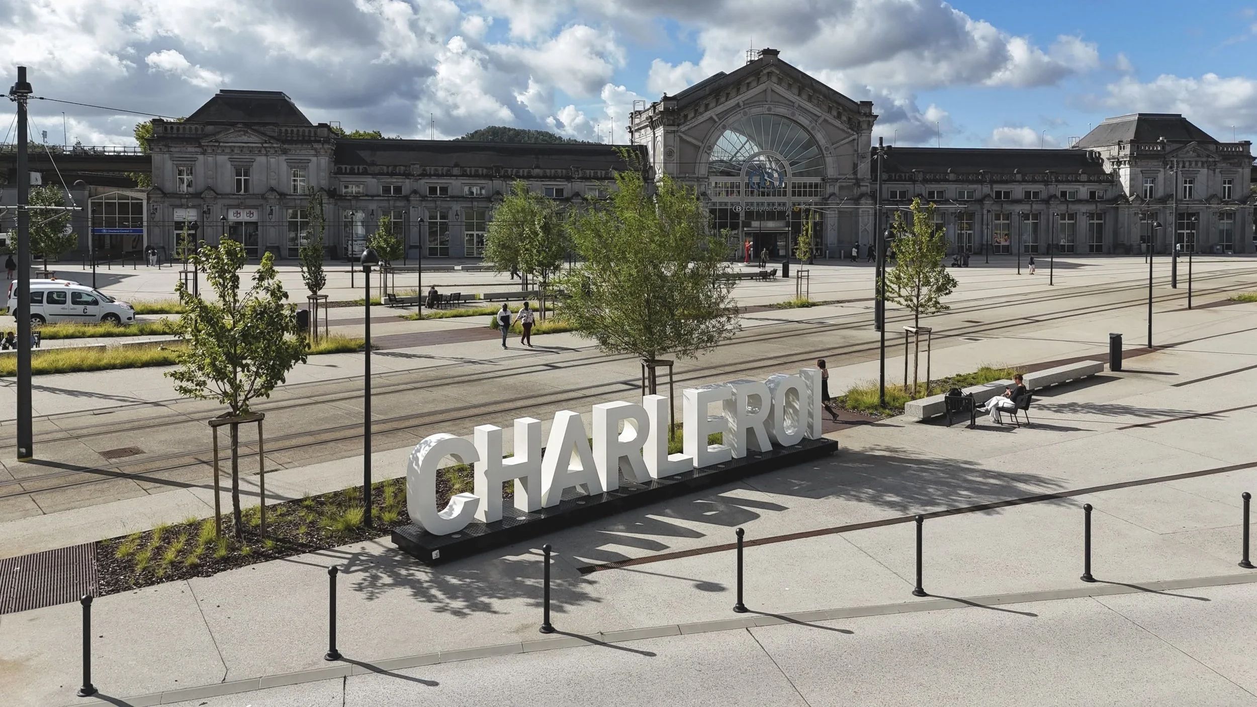 Esplanade de la gare Charleroi_Charleroi Bouwmeester_8.jpg
