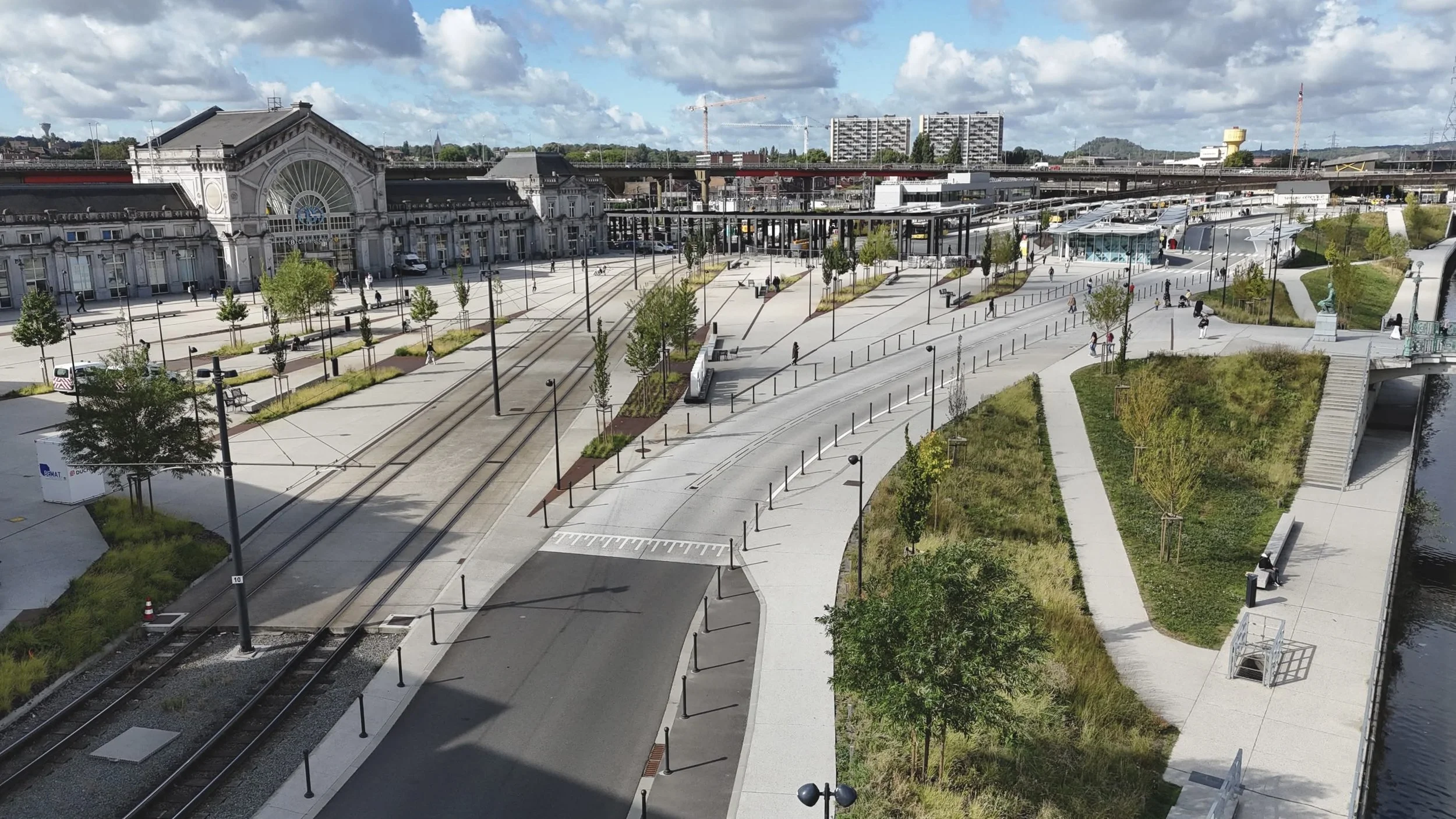Esplanade de la gare Charleroi_Charleroi Bouwmeester_11.jpg