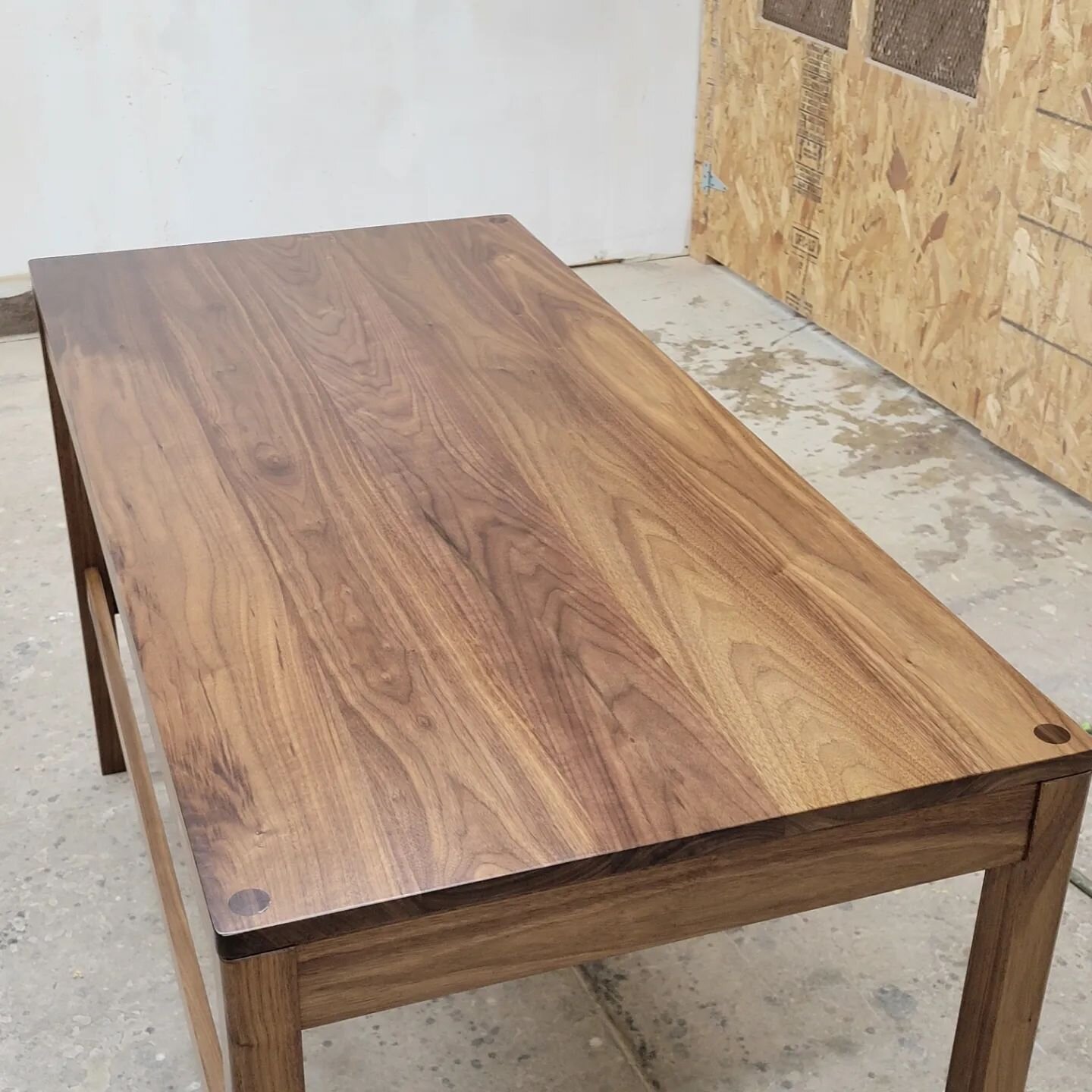 Walnut desk ready for delivery

 
#woodfurniture #handcrafted #madeinmilwaukee #walnut wood