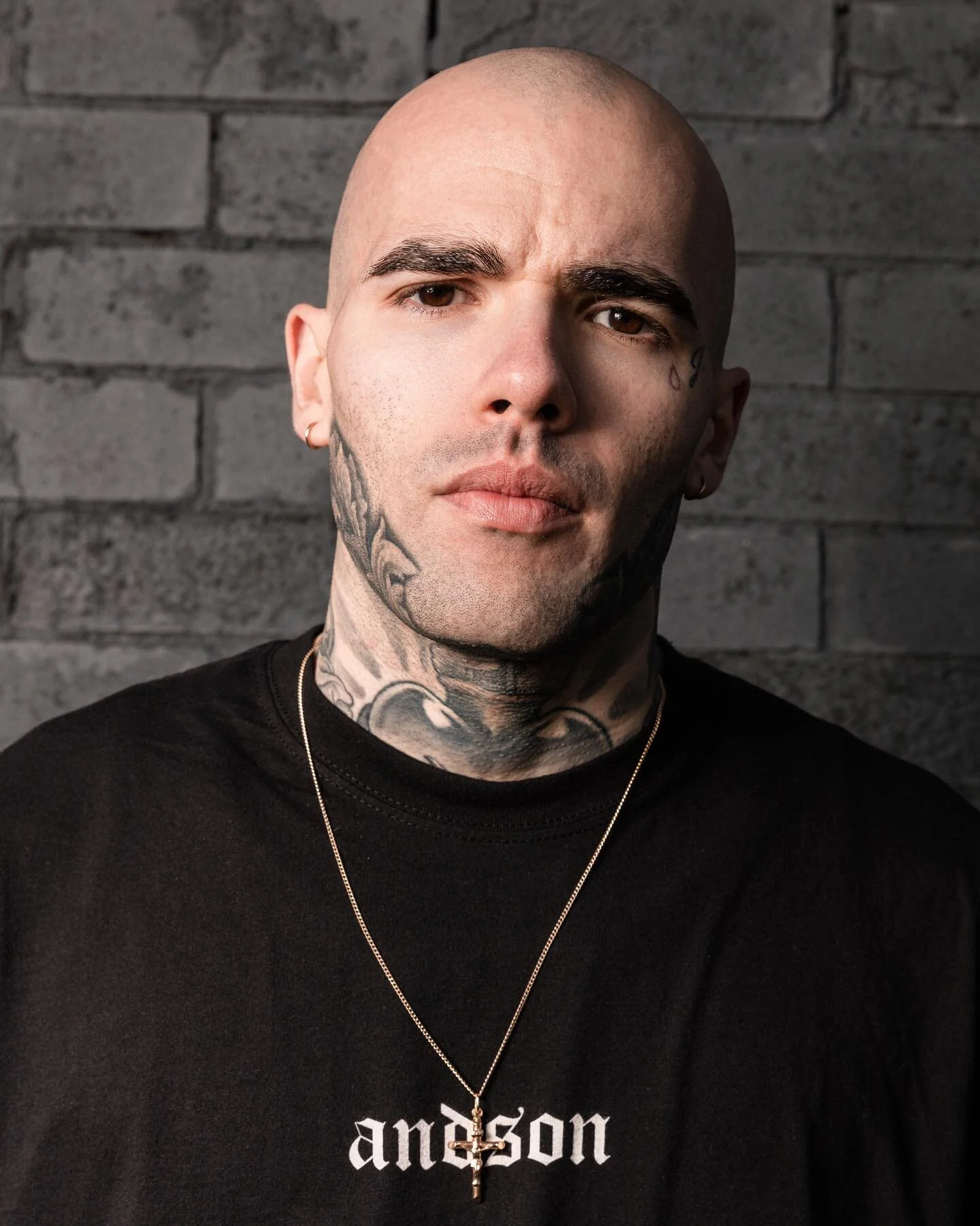 Shooting the man @el.original.d for @andson.worldwide launching v.soon exclusively on @theofficialselfridges ππ»
-
-
-
-
-
-
#mensfashion #mensstyle #andson #photography #fashionphotography #fashionphoto #fashionphotographer #fashionshoot #photoshoo