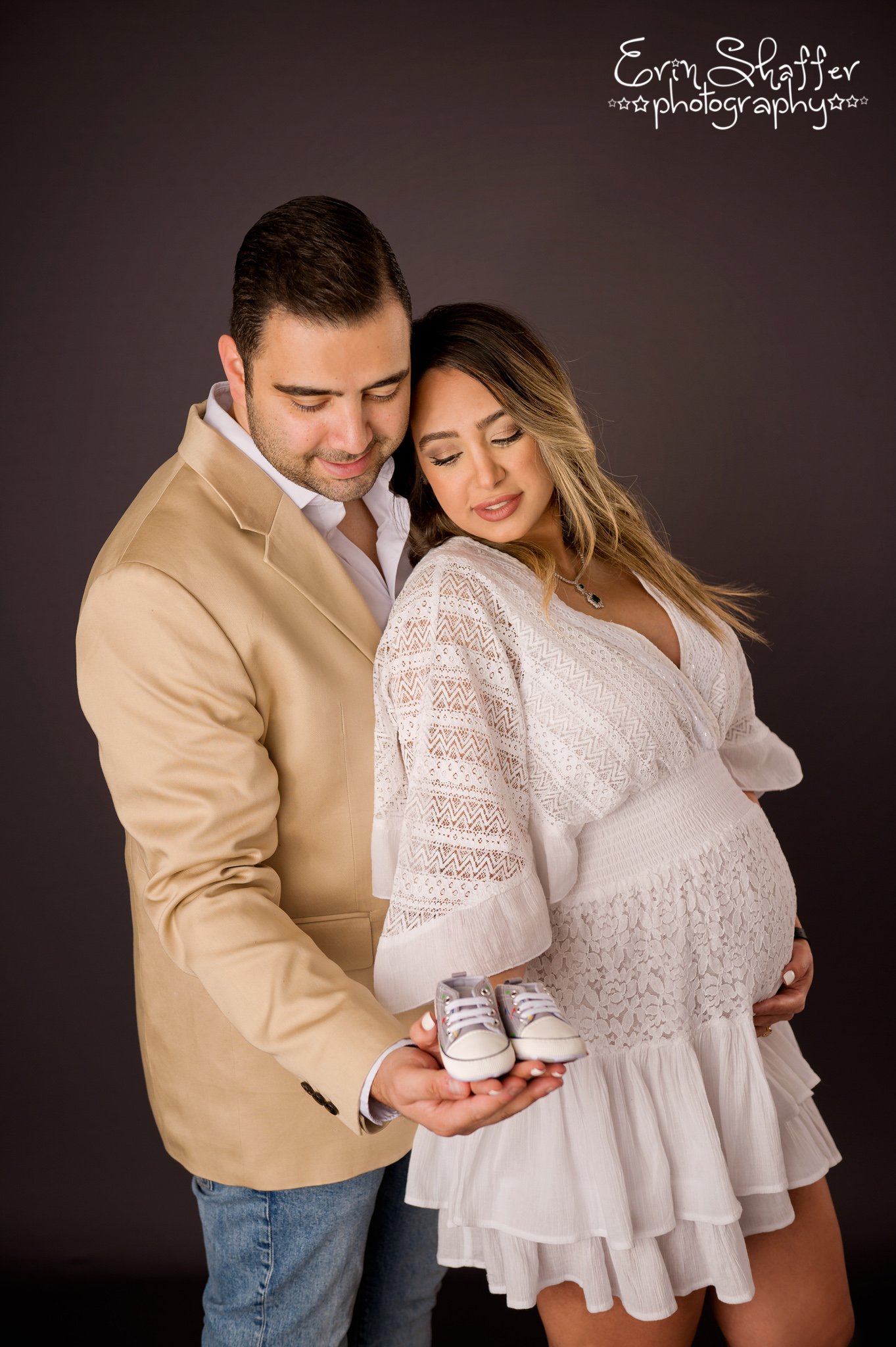 Enola Maternity photographer.jpg