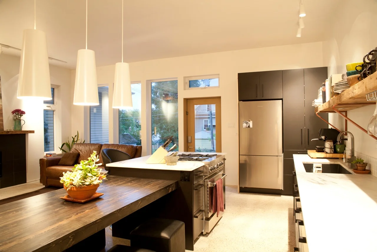 main_room_kitchen12.jpeg