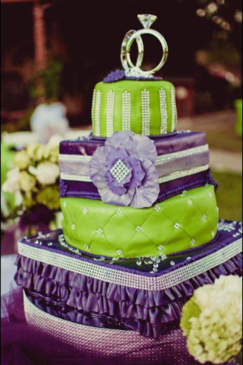 Wedding Cake Bling.jpg