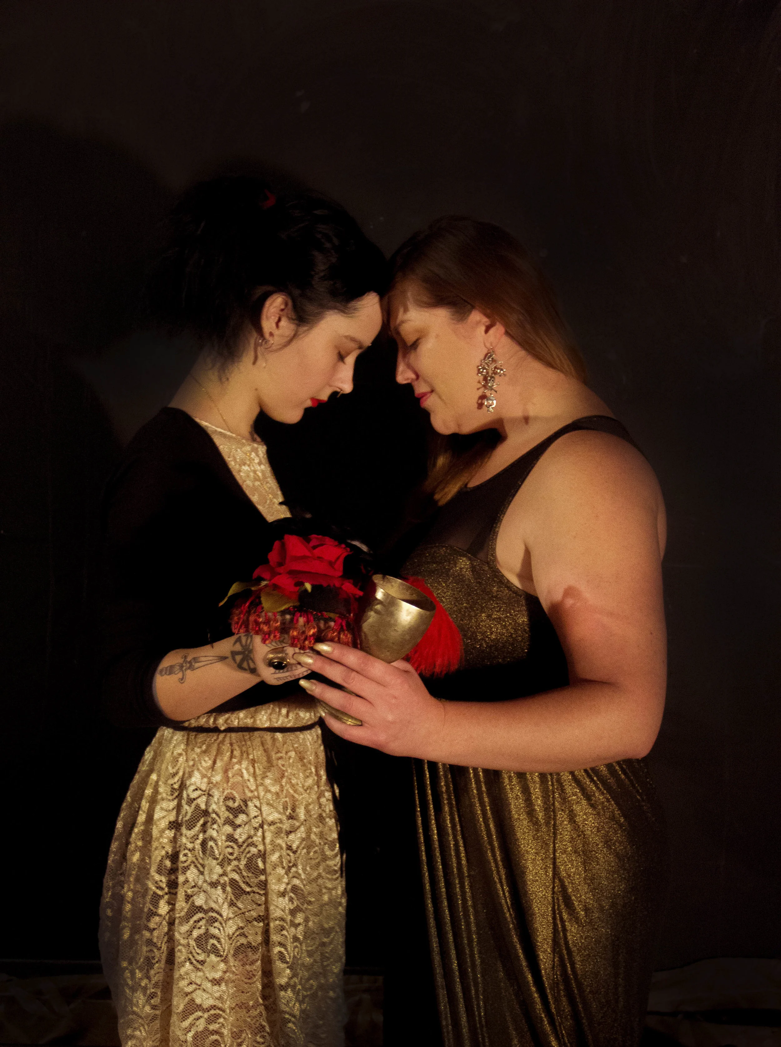Novitiate Dasha Zarina and reader Blue June as The Lovers