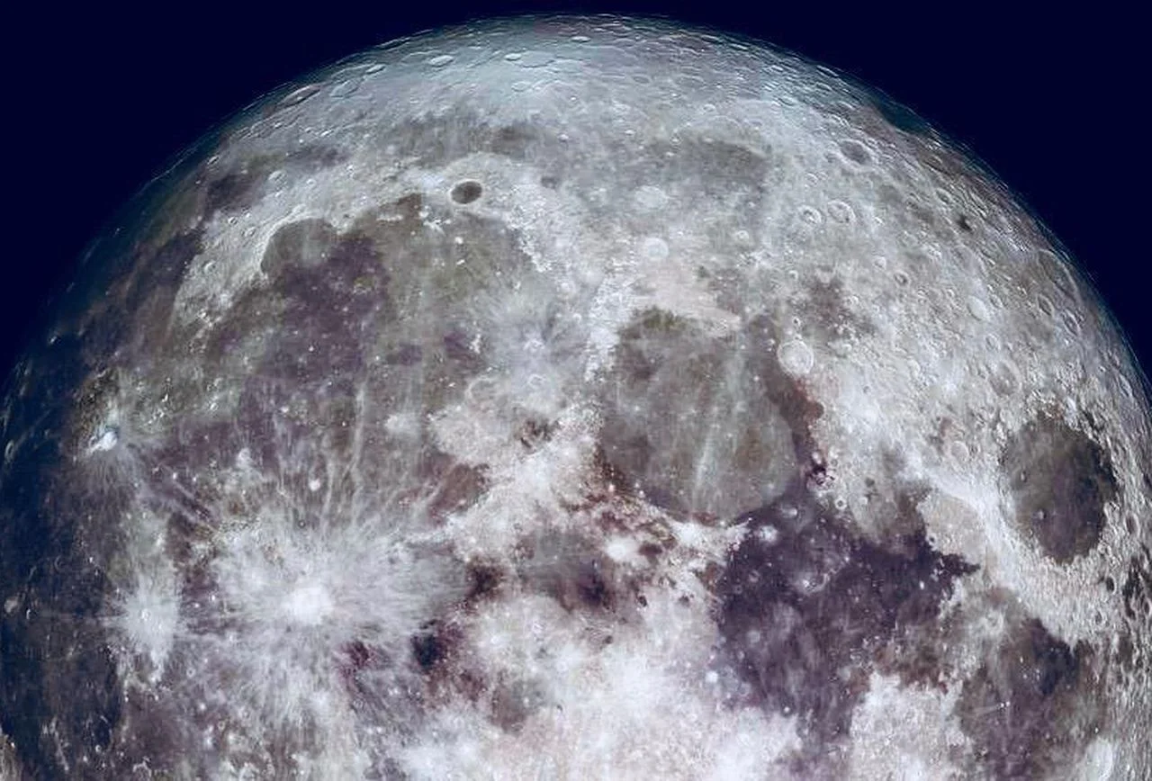 https---blogs-images.forbes.com-trevornace-files-2018-12-christmas2015fullmoon-1-2.jpg