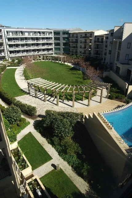 39 The Parc, Auckland, photograph courtesy of Nuralite.jpg