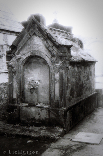 Tomb_LizHuston.jpg