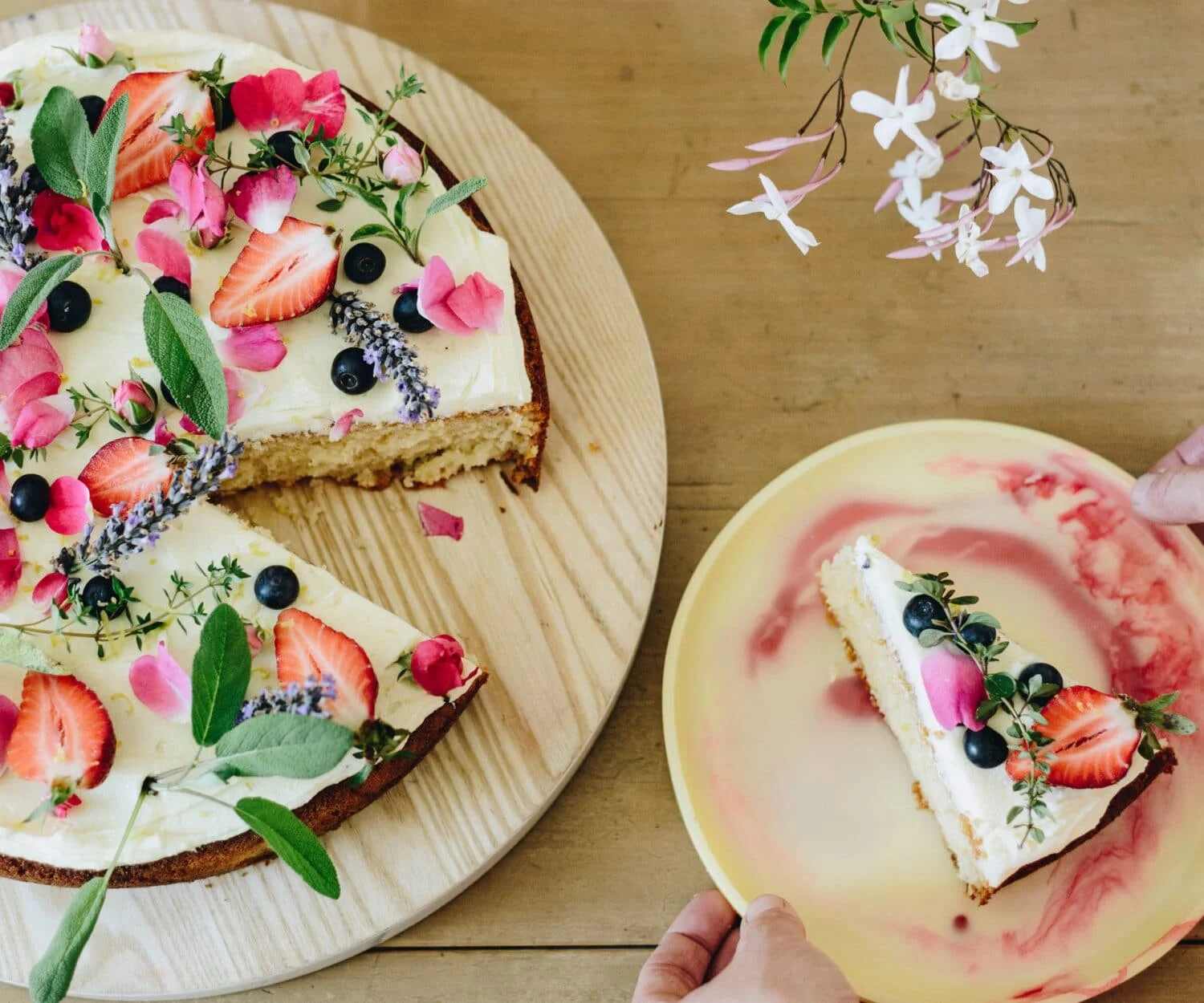 Article from the 2017 April/May issue of Nadia Magazine. Click the image to be sent through to the article.