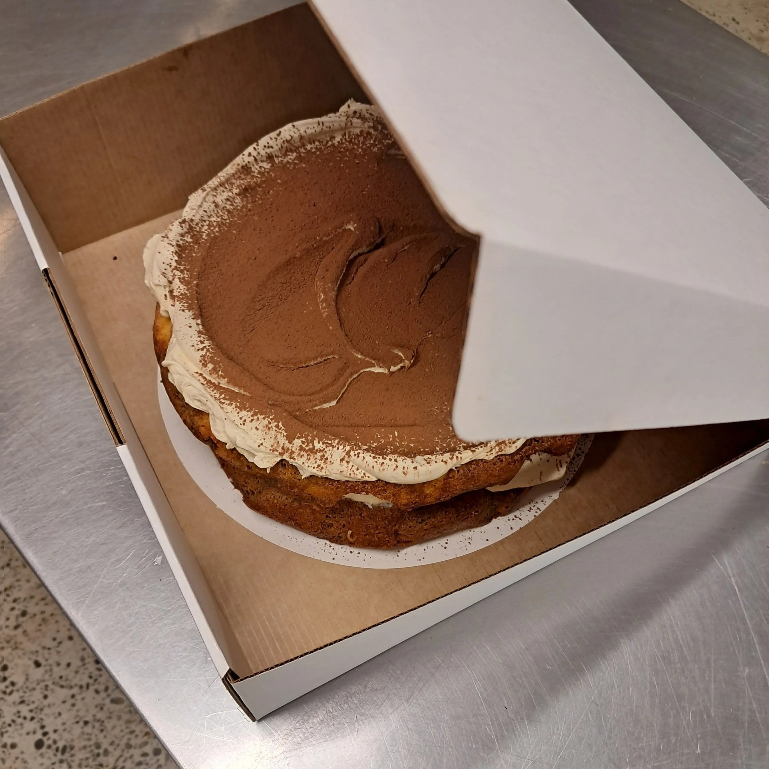 Tiramisu Cake