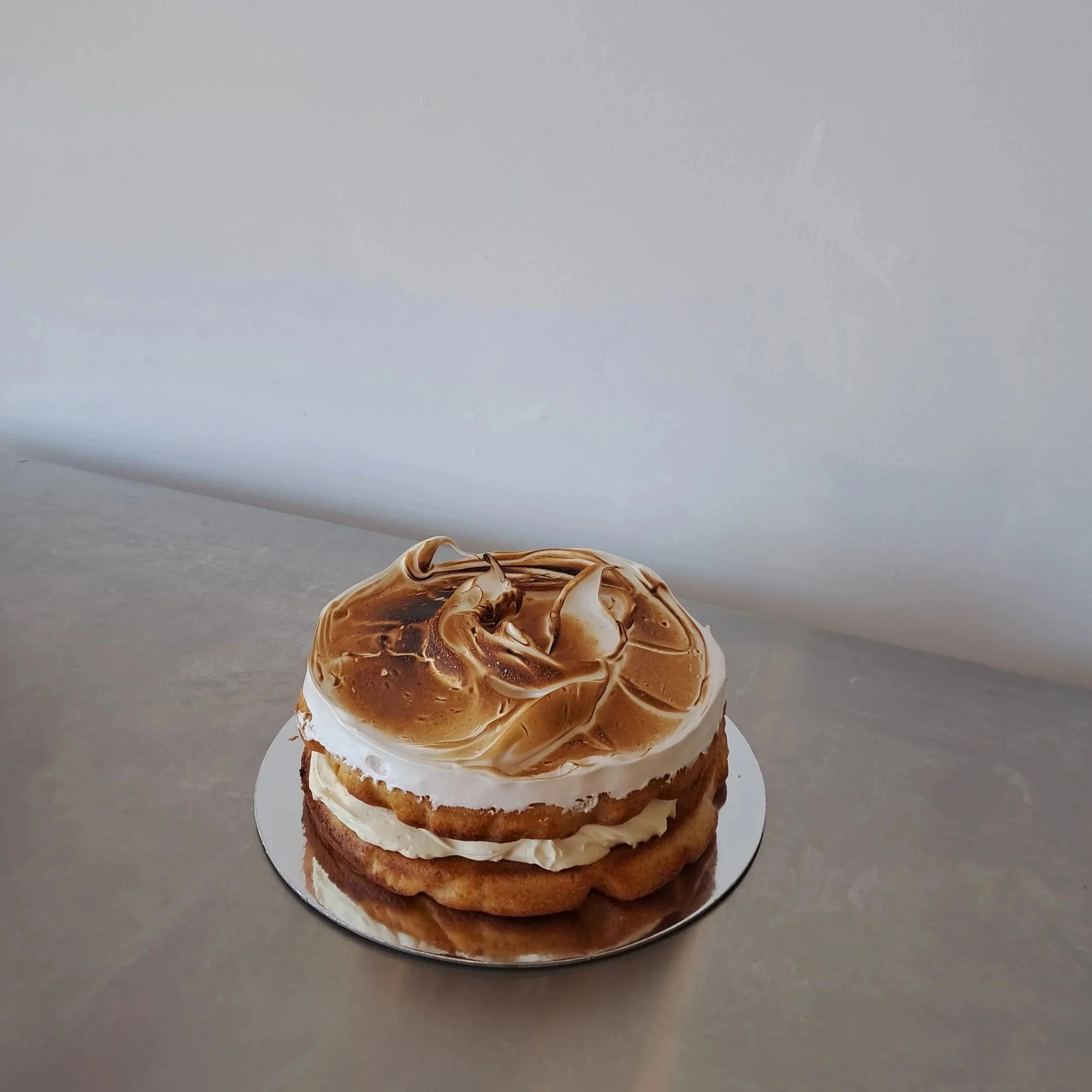Lemon and Strawberry meringue cake