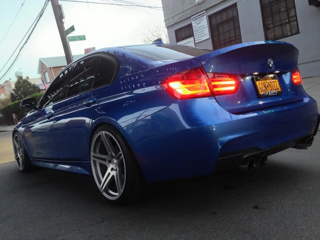 f30_csl_trunk_quarterview.jpg