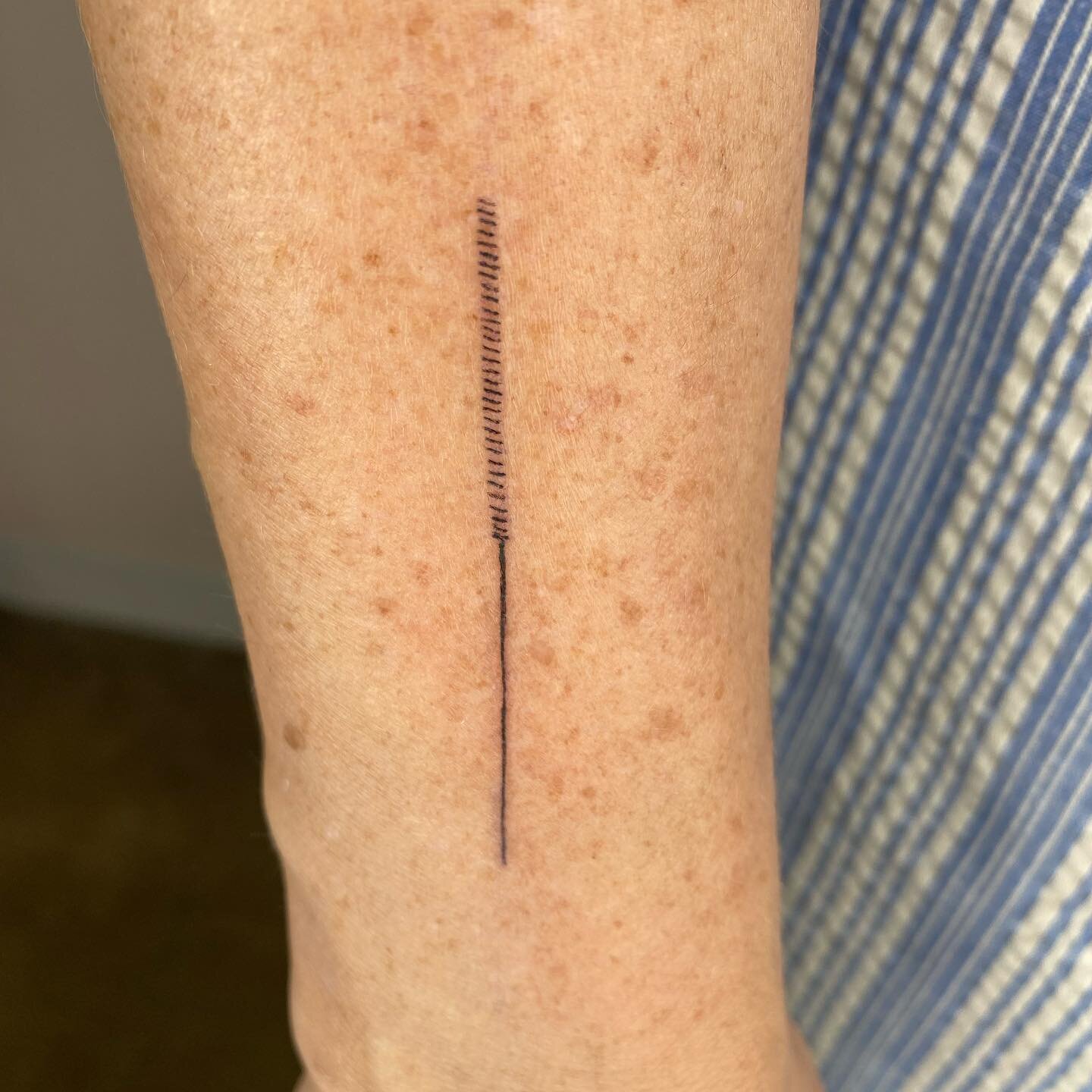 Why yes, I did just get an #acupunctureneedletattoo ✨Swipe to see a pic of one of my actual acupuncture needles. ✨There&rsquo;s still so much blank space on my arms, and this is only my third #tattoo&hellip; Thanks @axelhoney !