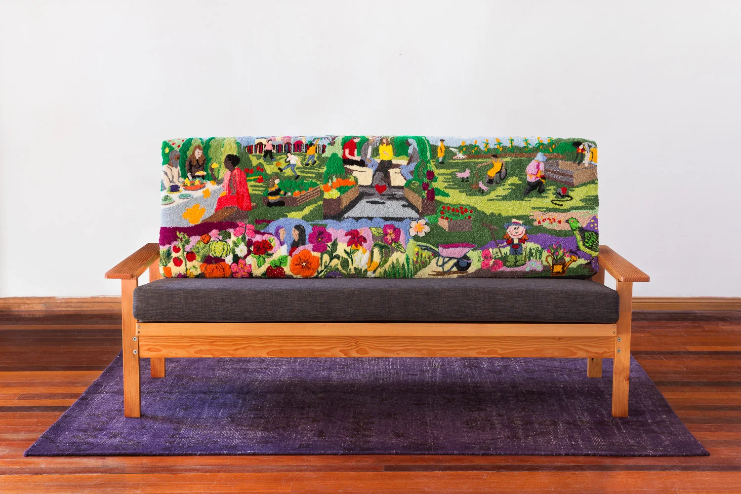 TapestryCouch_1_lores.jpg