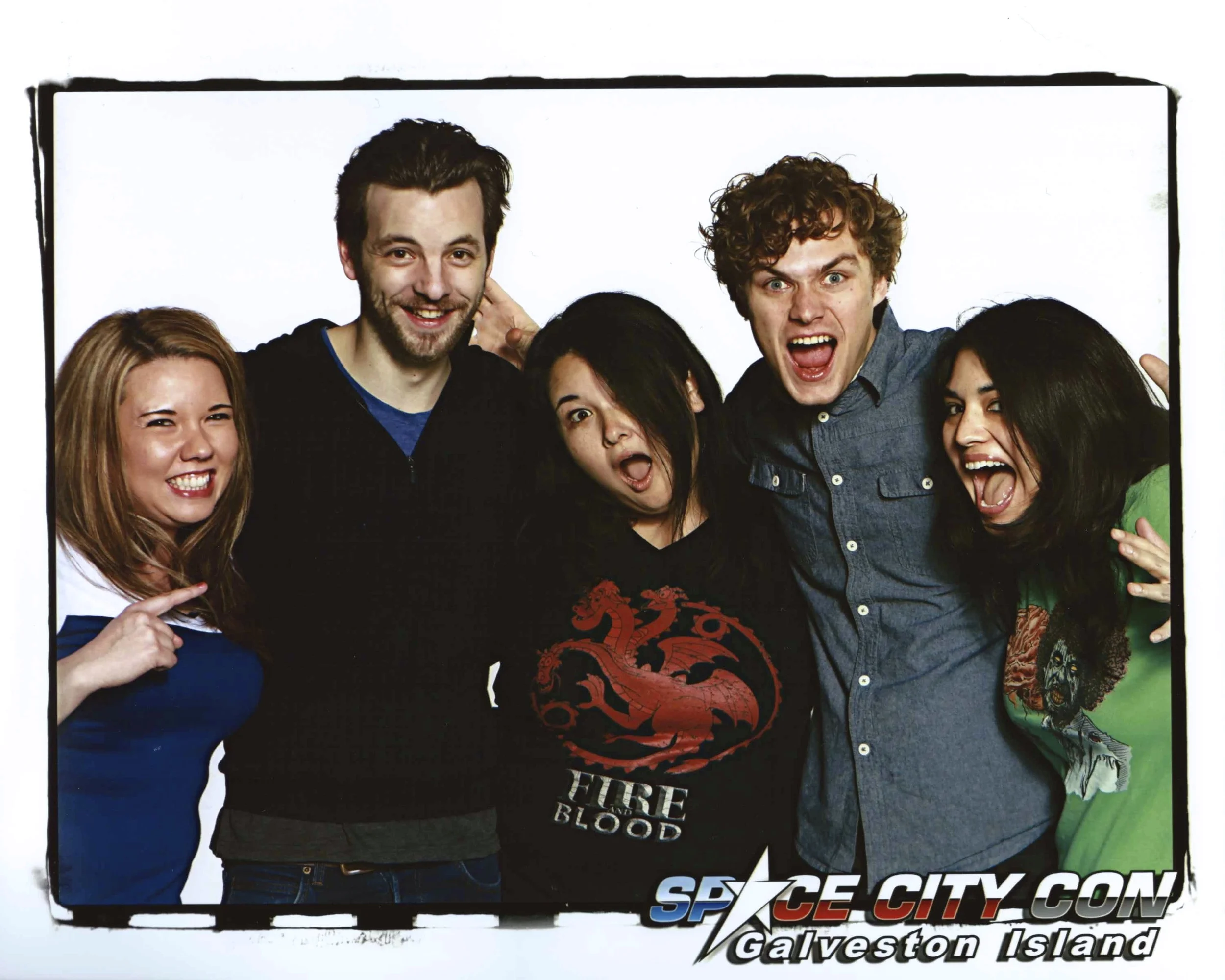 Us with Gethin Anthony and Finn Jones. We were so happy to see these two together again!
