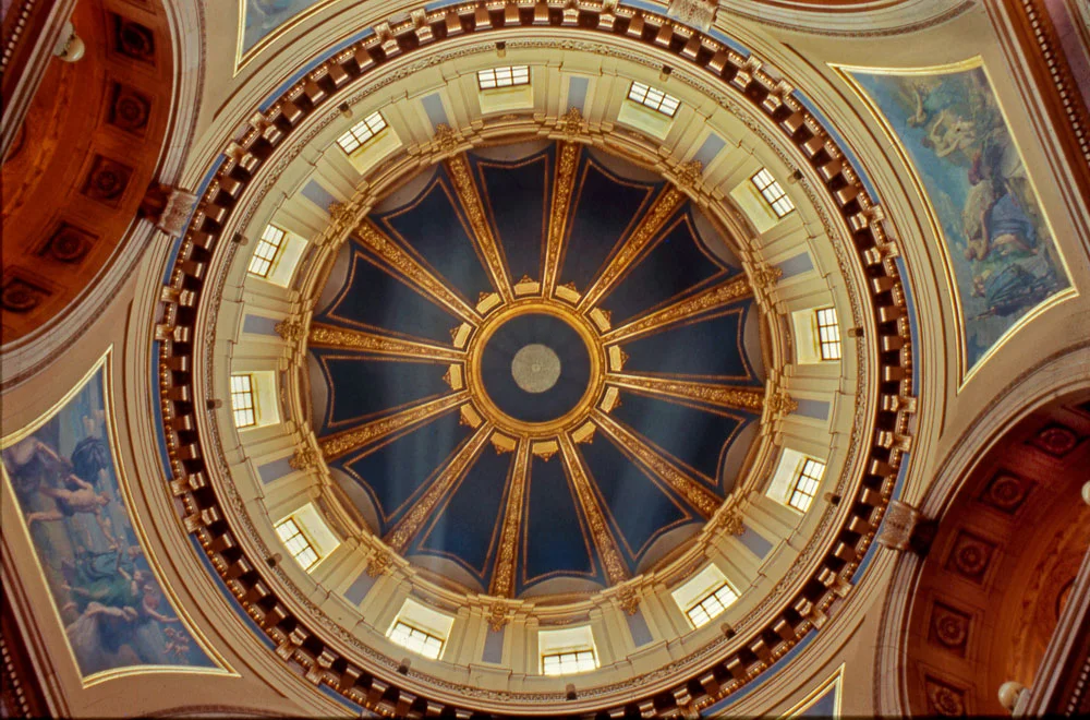 MINNESOTA STATE CAPITOL