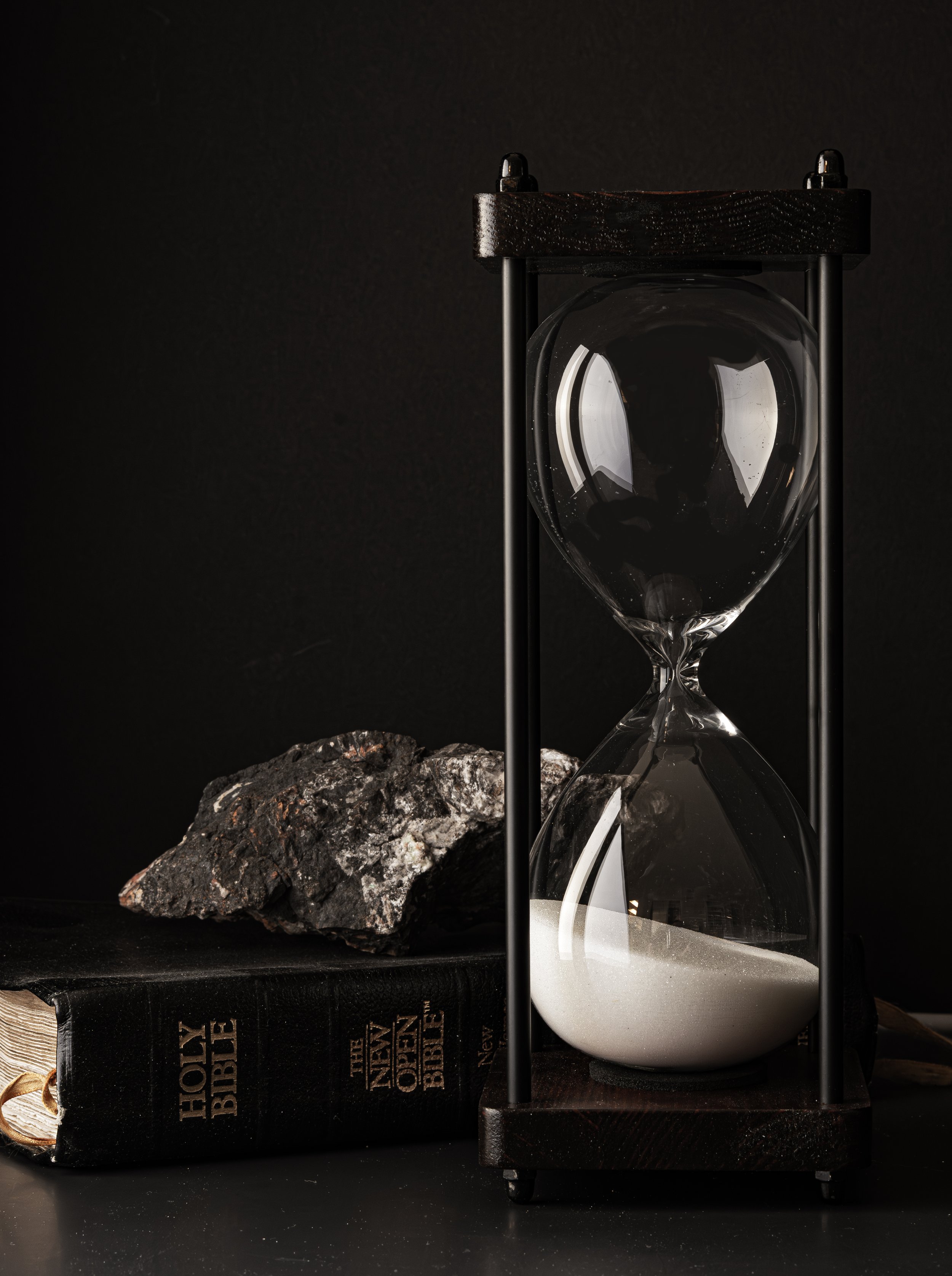 HourGlass .jpg