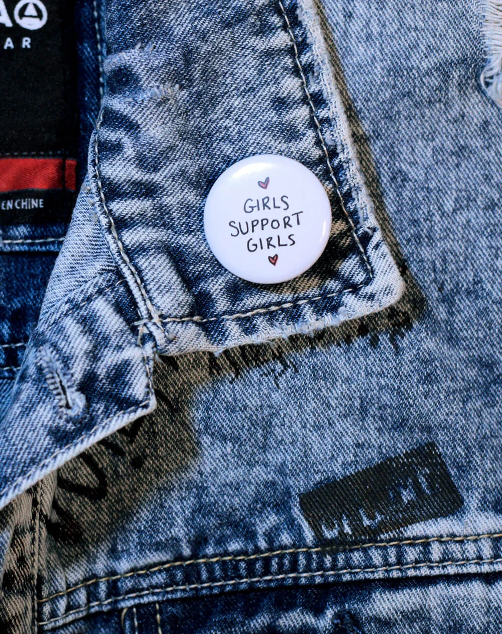 Button-03.jpg