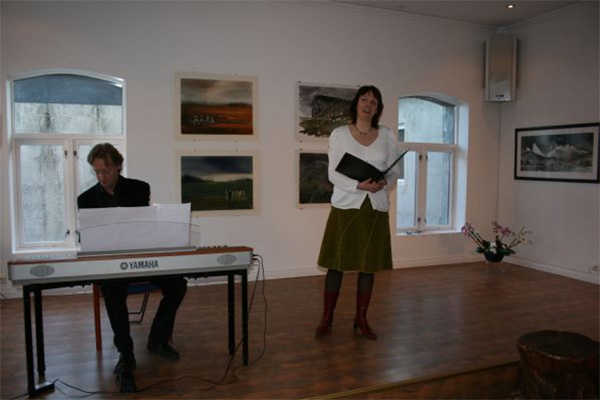 Beautiful music by Maria Stattin and Anders Sødermark.