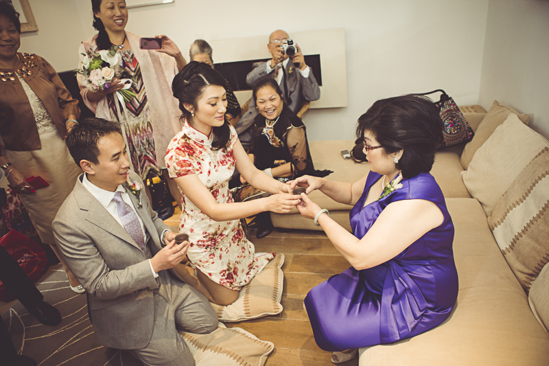 My Beautiful Bride photographs a chinese tea ceremony at Eltham Palace