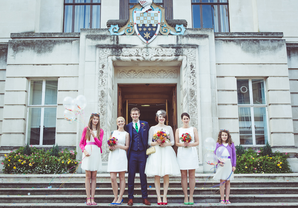 wedding photos on the steps of wandsworth town hall