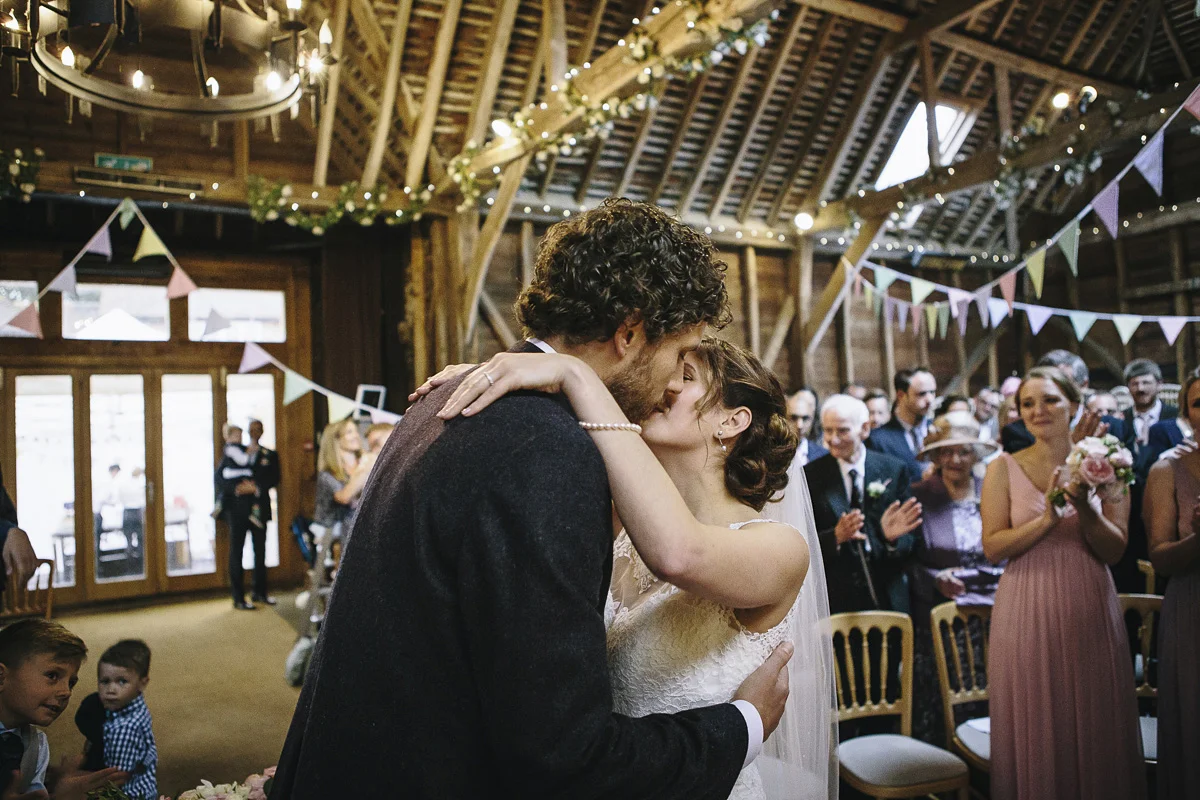 Heron S Farm Barn Wedding Photography Rhea And Dom Creative
