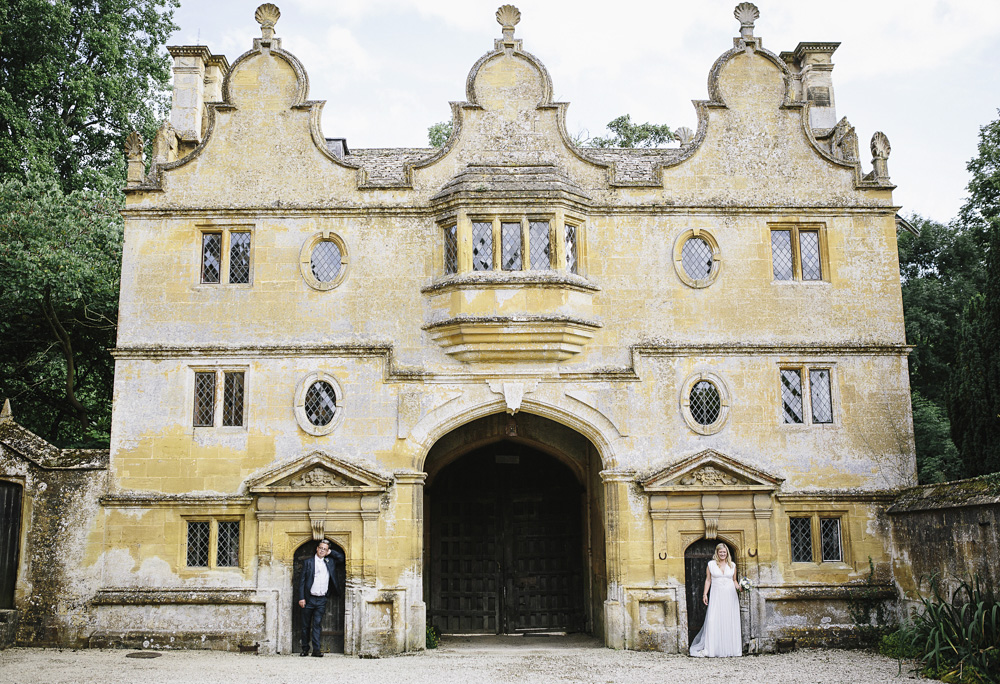 portraits of Rachel and Olly at Stanway House