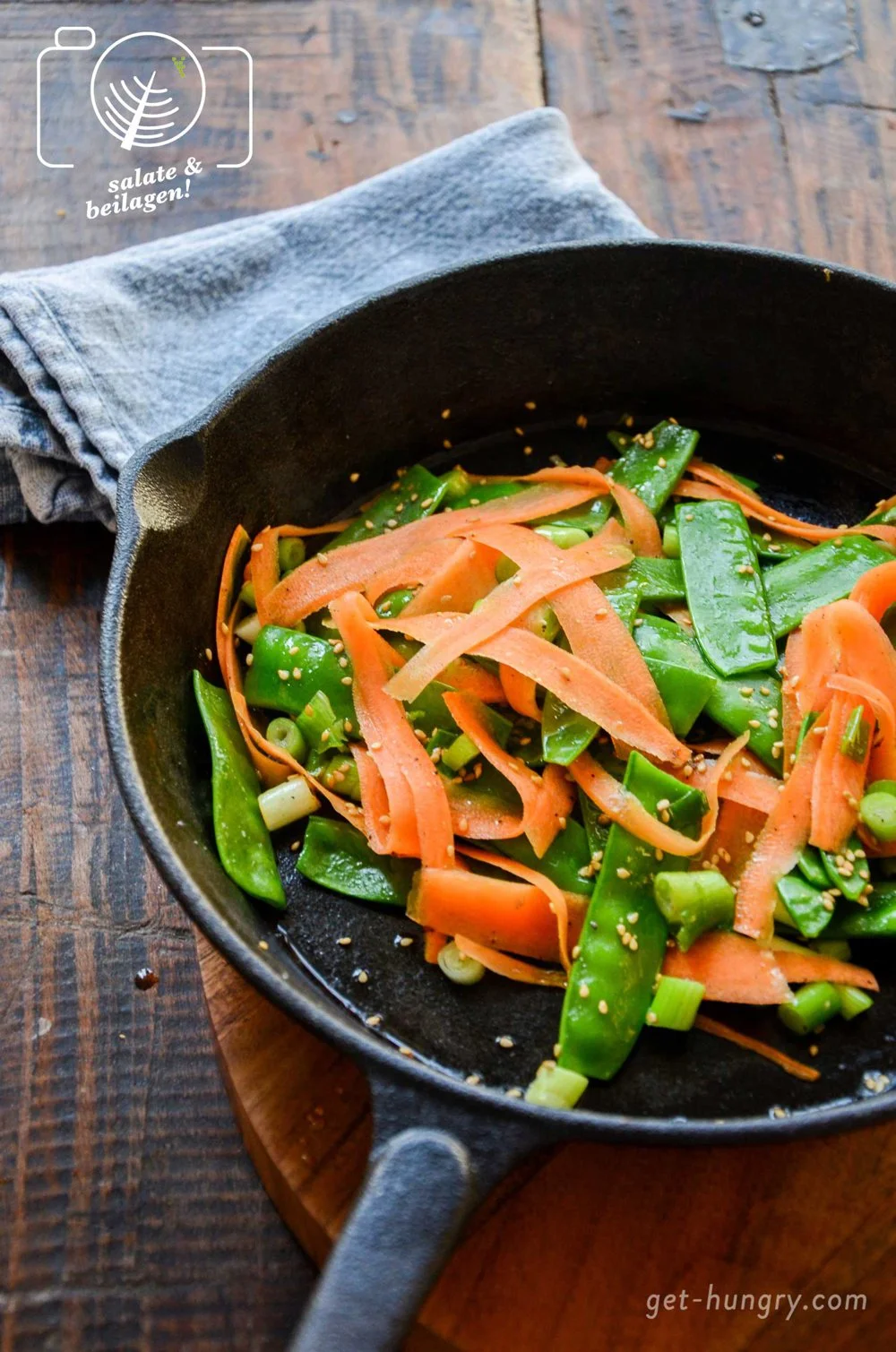 Karotten-Zuckerschoten-Sesam-Gemüse