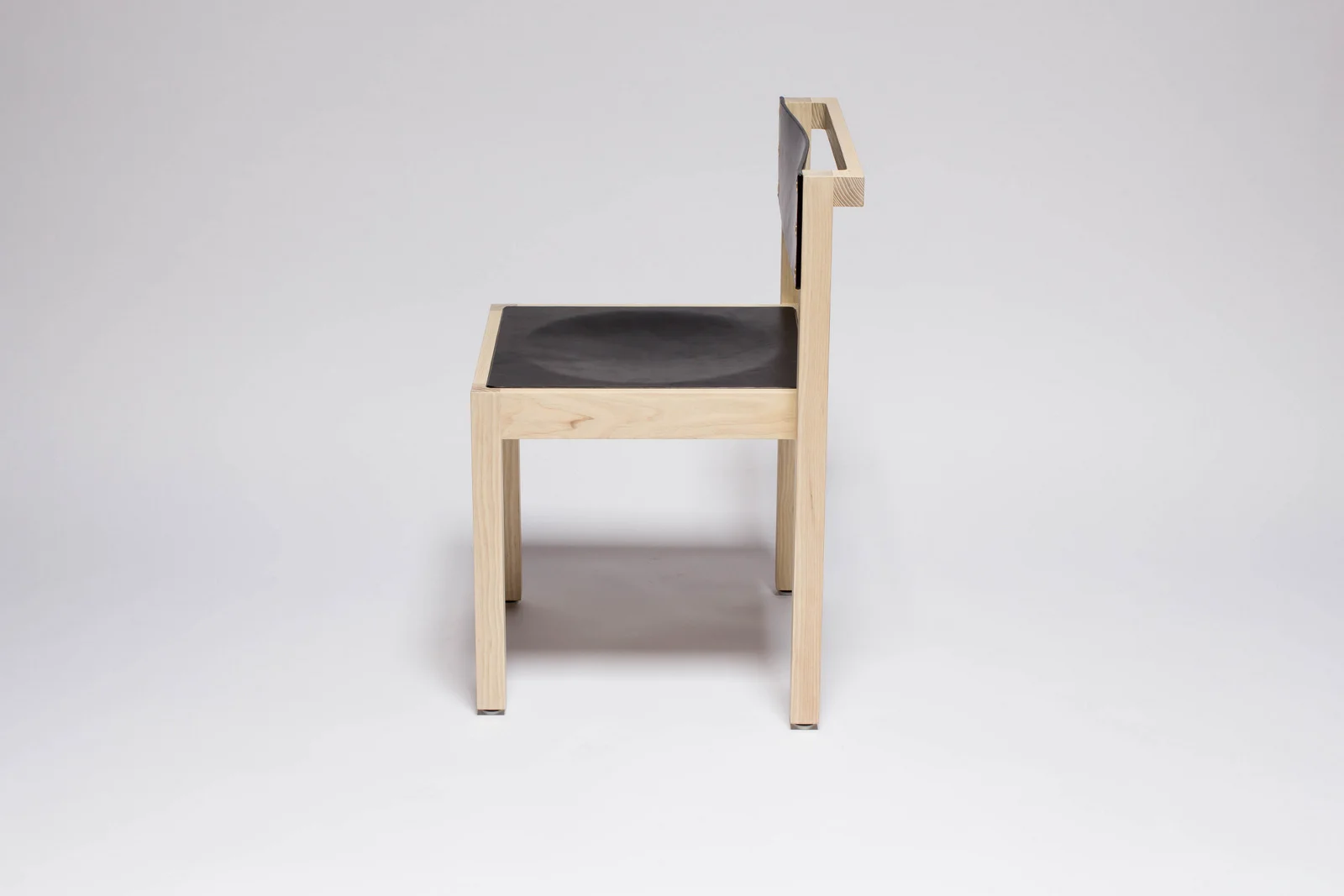 1-NINETY CHAIR PROFILE.jpg