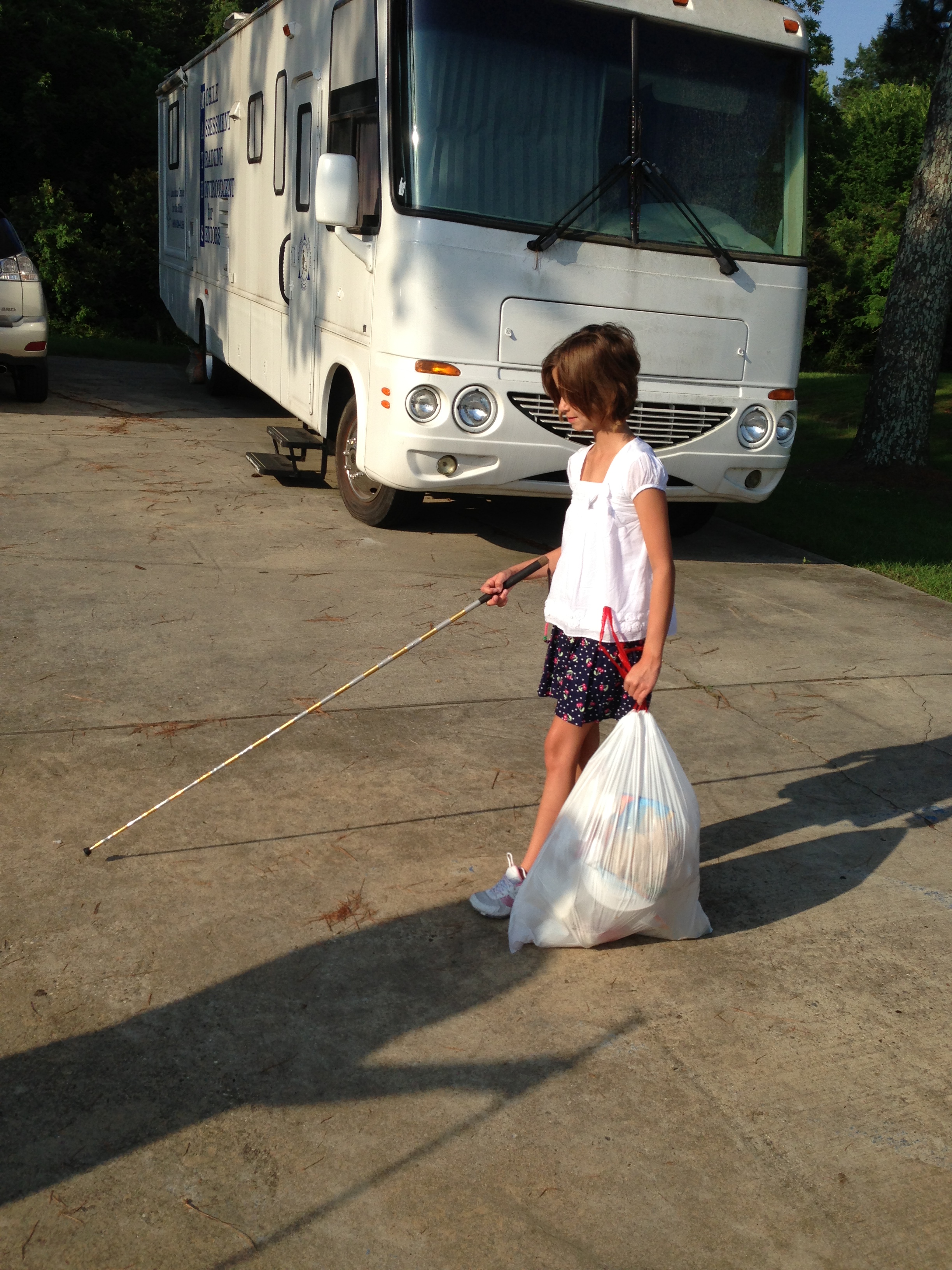 Lindsay takes out the trash