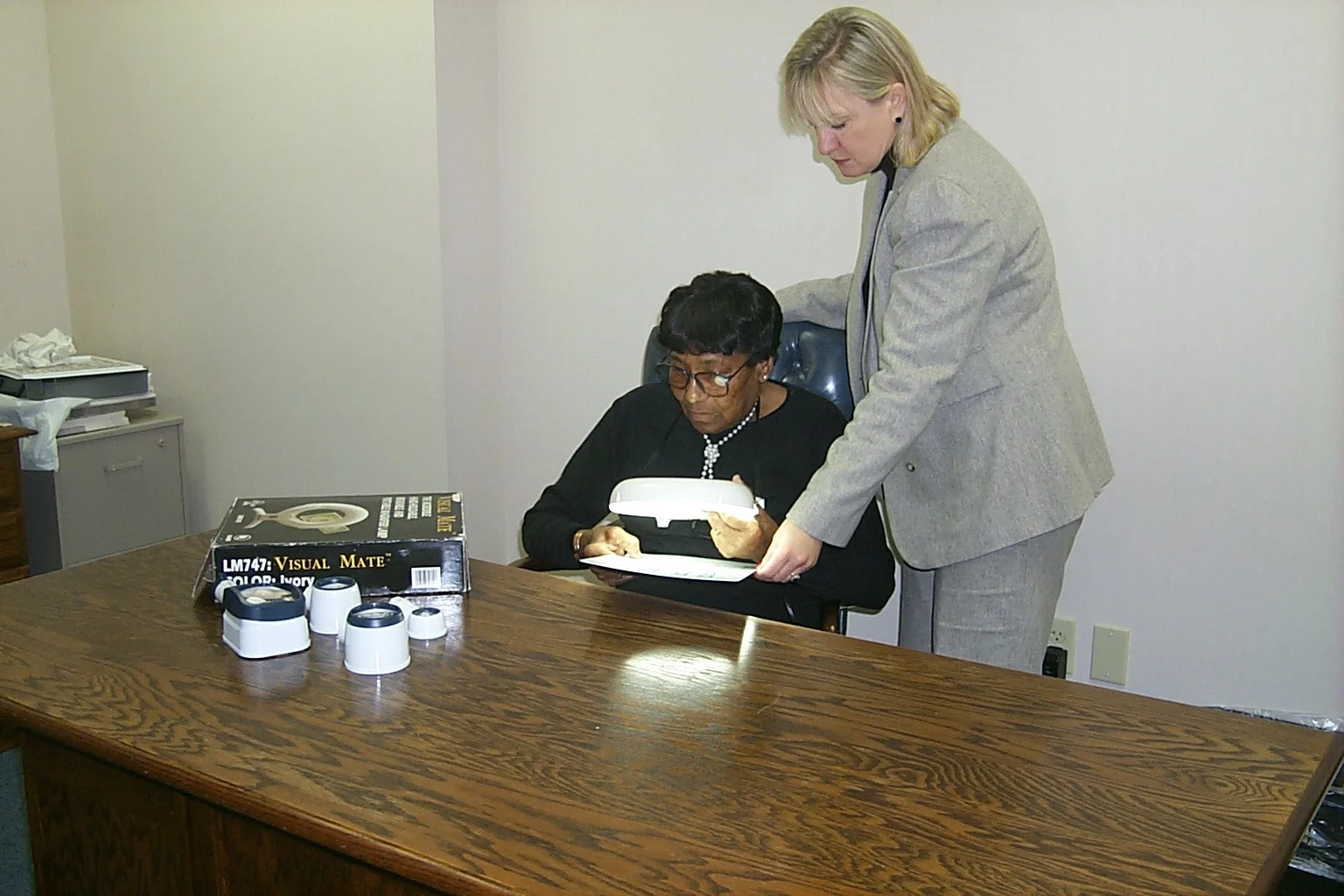 Janet assist in finding the best optical device