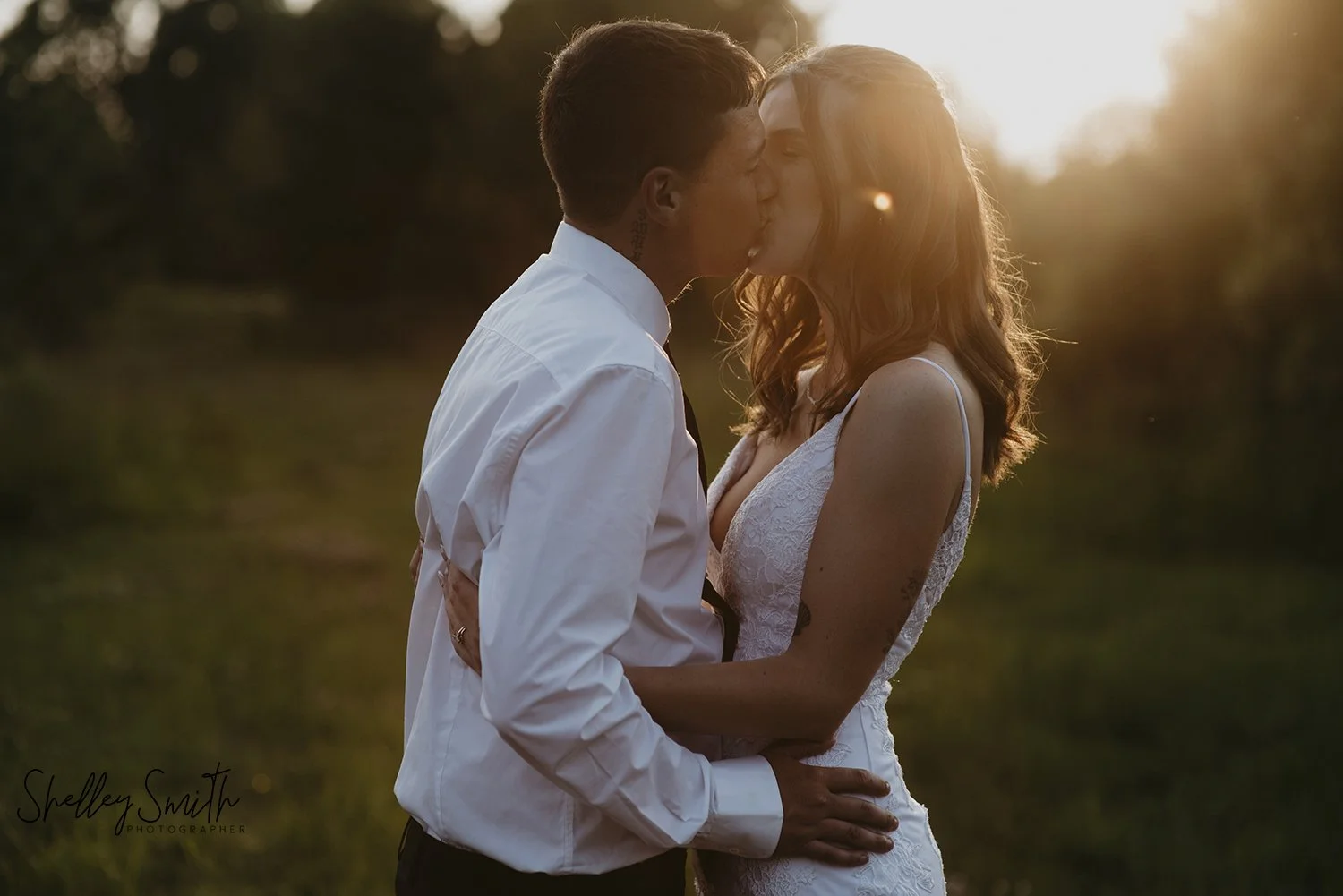 Romantic light during golden hour portraits at Windecker Woods