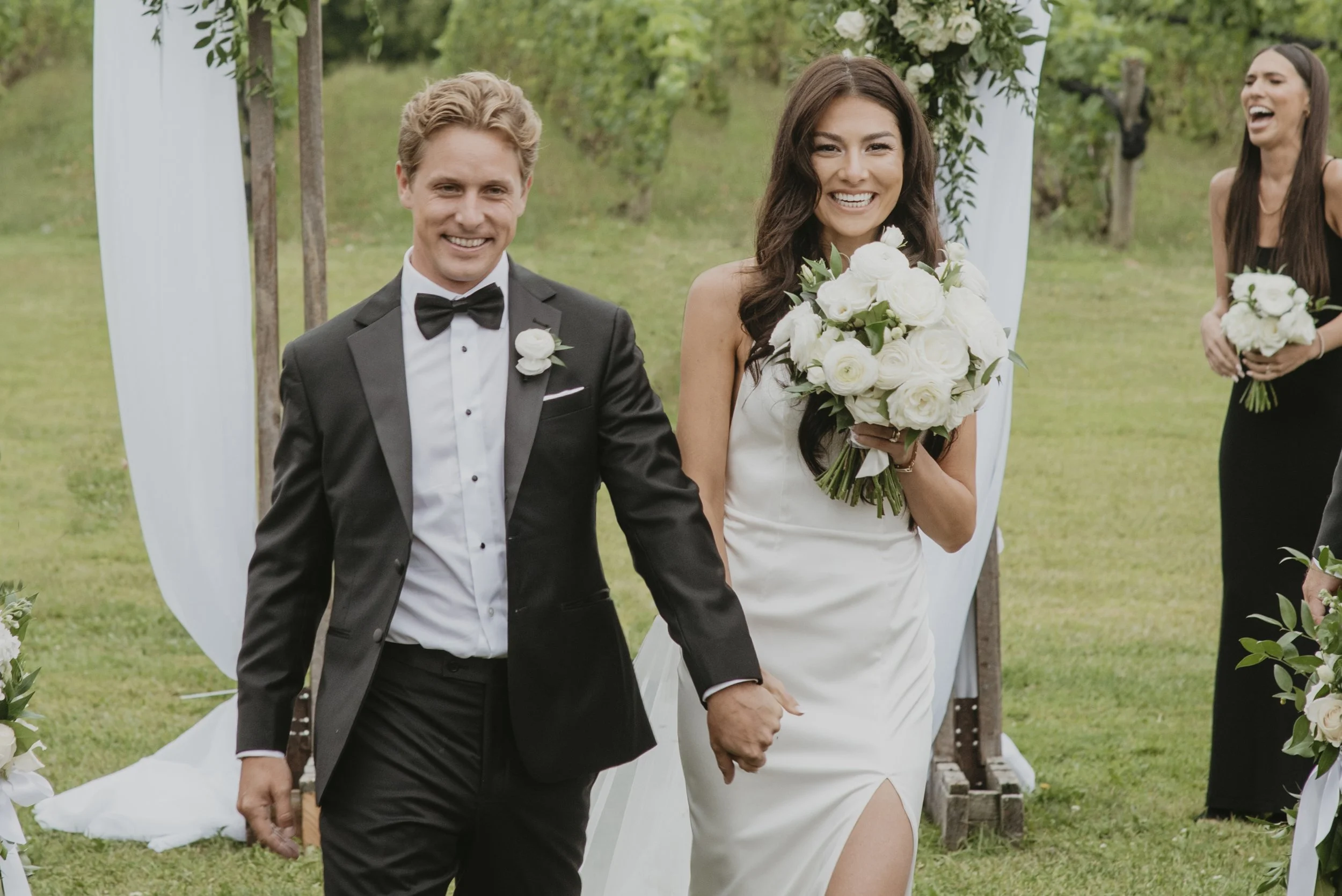 Sorry, Officiant, You’re Not Invited to This Photo