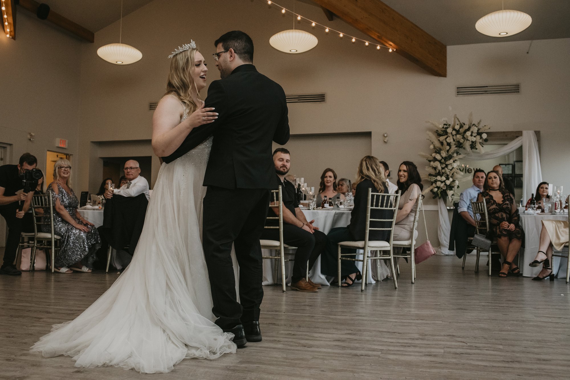 The Lakeview by Carmens Wedding 37.jpg