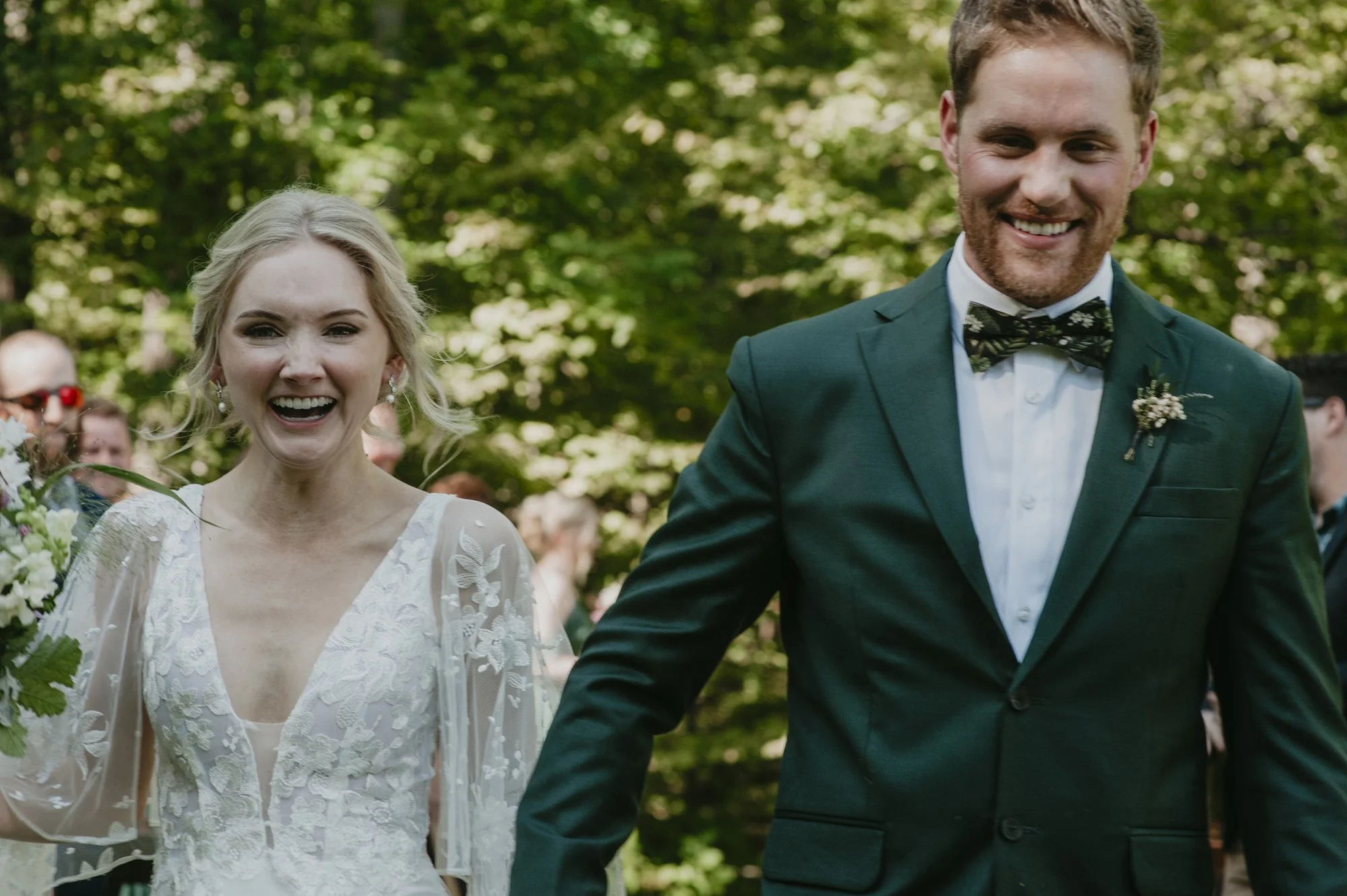 Intimate Cottage Wedding 14.jpg