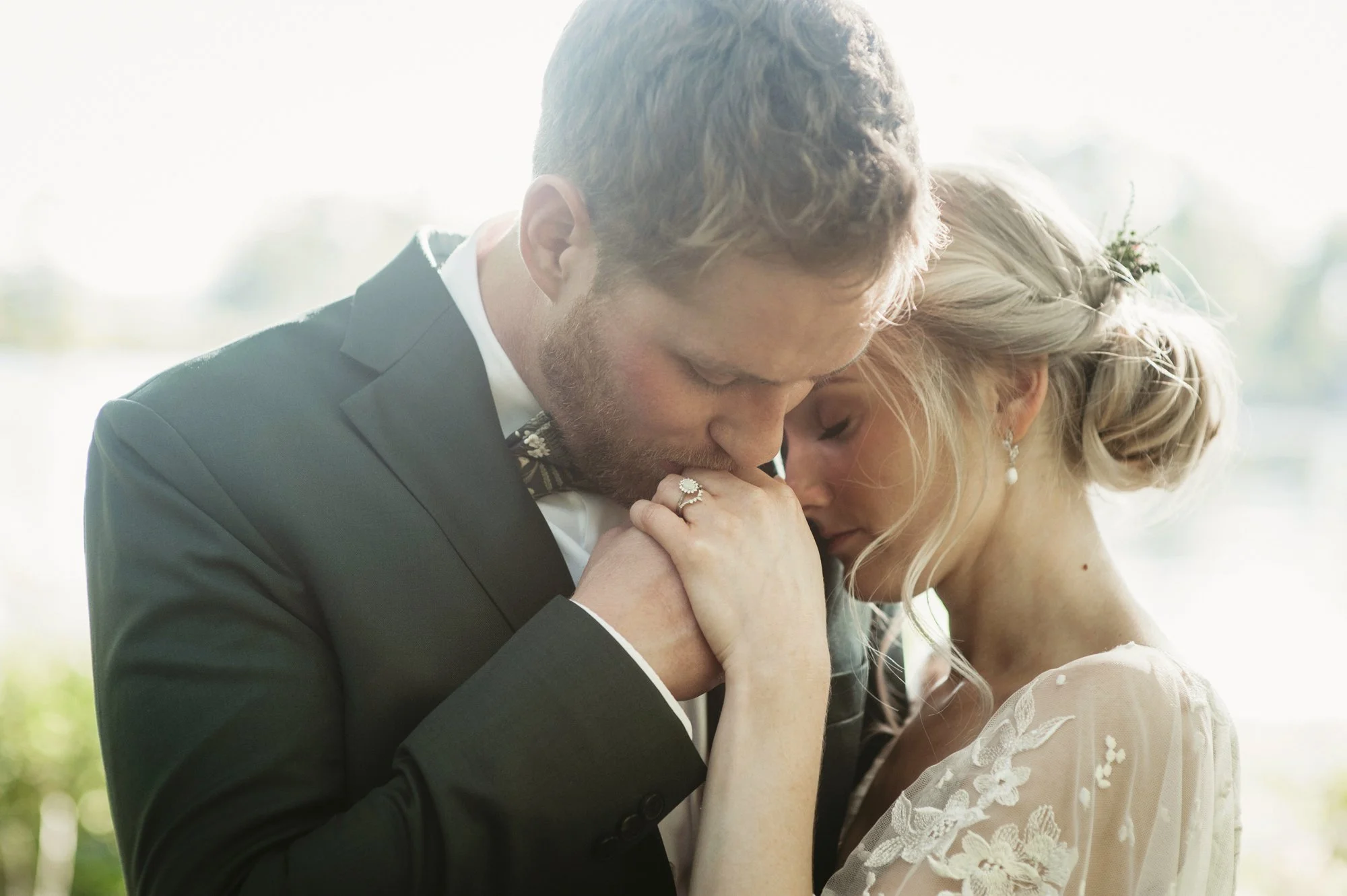 Intimate Cottage Wedding 28.jpg