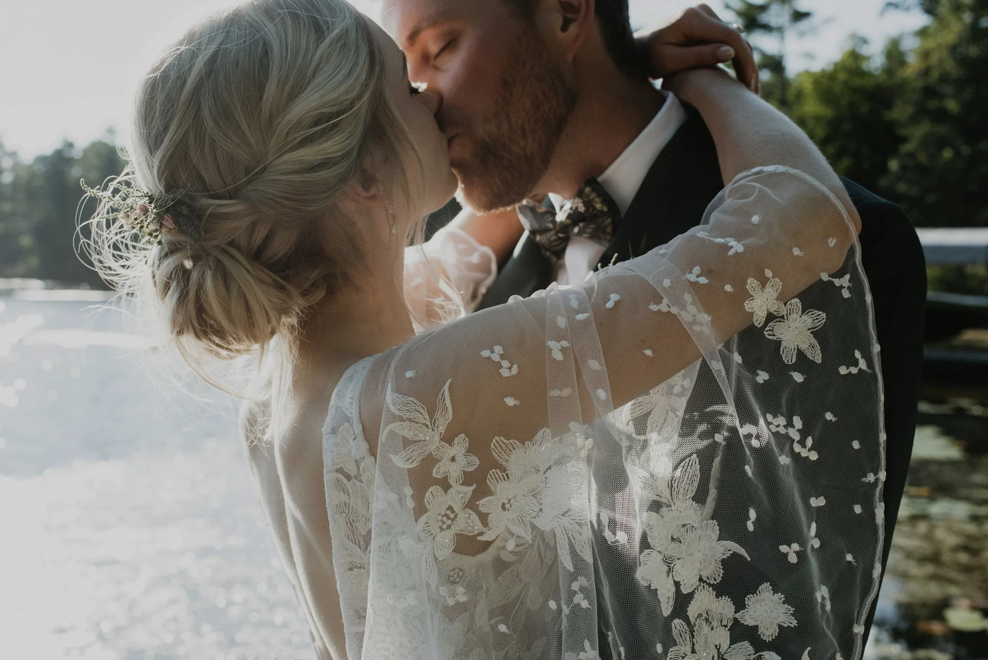 Intimate Cottage Wedding 35.jpg