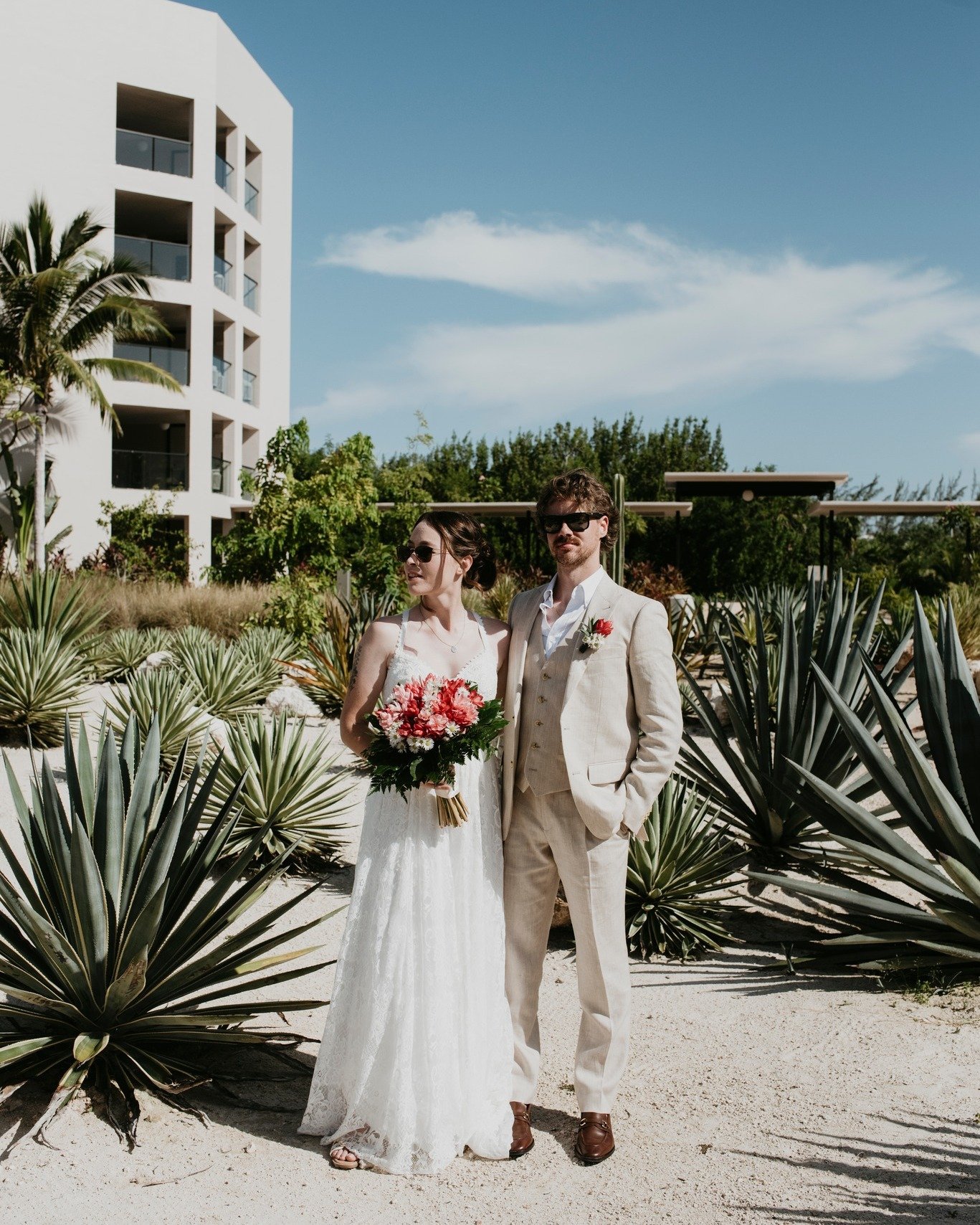 Returning from Mexico this week and immediately delivered these sneak peeks to Emily and Chris! When couples bring me, they get:

-Someone they&rsquo;ve already met and trust
-Full-day coverage instead of a short package
-A consistent style across en