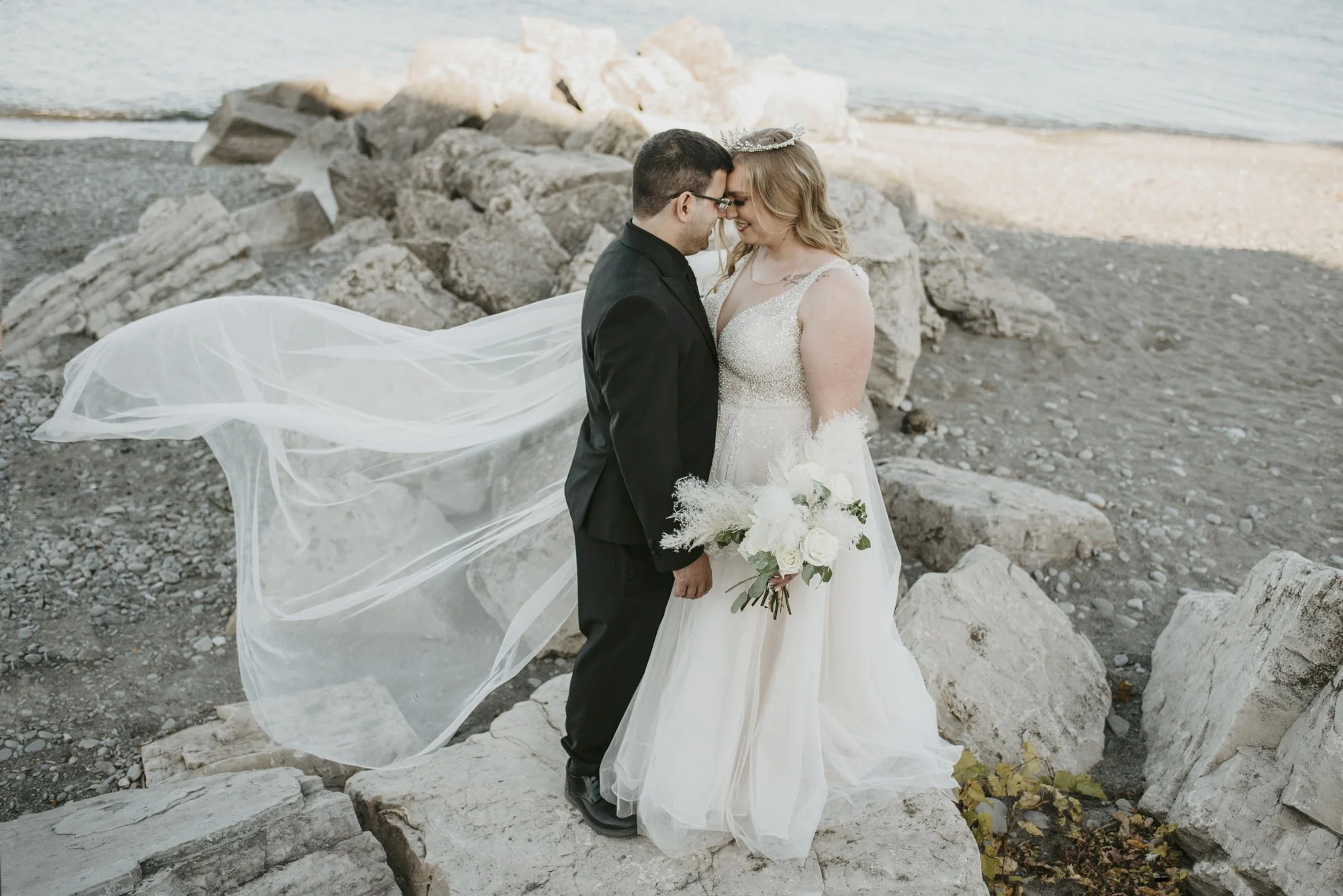 The Lakeview by Carmens Wedding 33.jpg