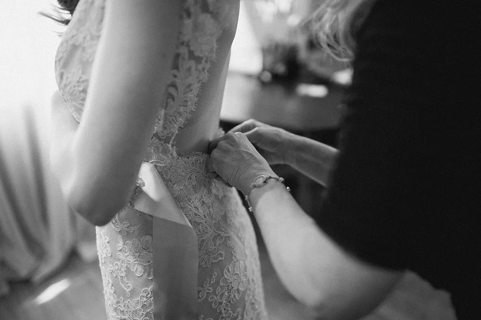 j_a_holly_hedge_estate_wedding02.jpg
